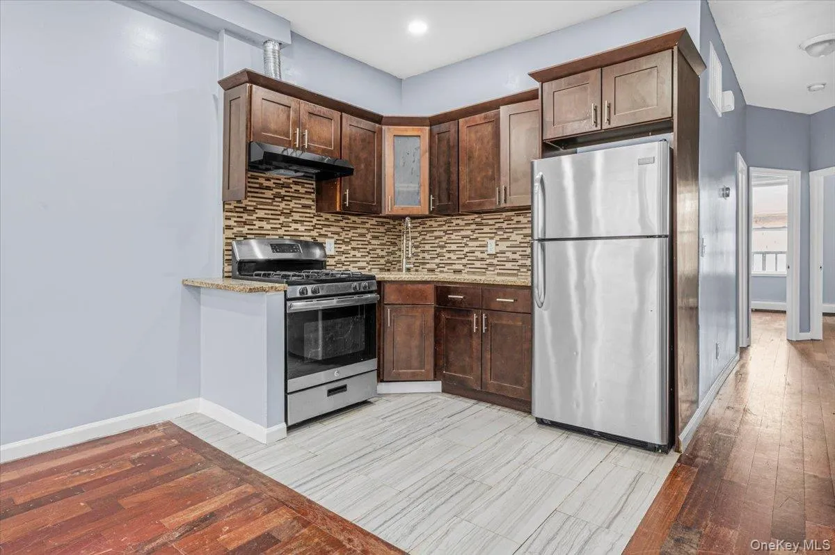 439 Forbell Street, New York, NY, 6 Bedrooms Bedrooms, 12 Rooms Rooms,3 BathroomsBathrooms,Residential,For Rent,Forbell,0,999340 439 Forbell Street, New York, NY, 6 Bedrooms Bedrooms, 12 Rooms Rooms,3 BathroomsBathrooms,Residential,For Rent,Forbell,0,999340