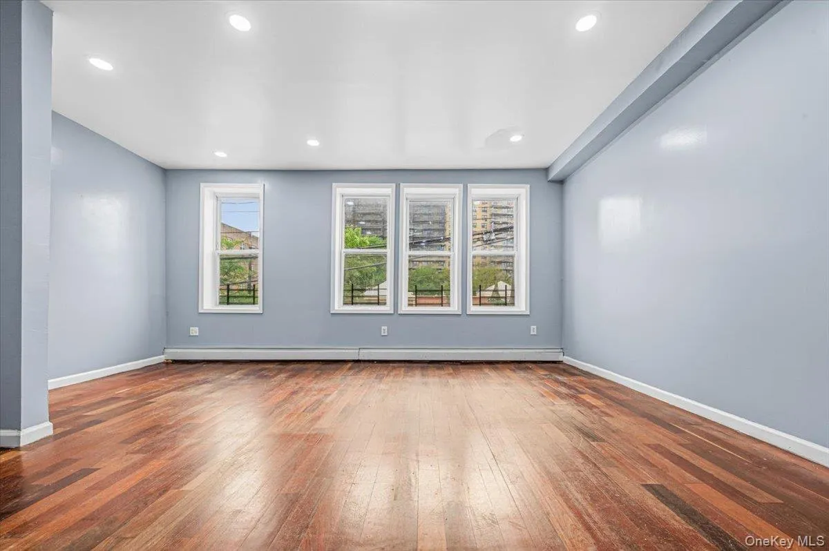 439 Forbell Street, New York, NY, 6 Bedrooms Bedrooms, 12 Rooms Rooms,3 BathroomsBathrooms,Residential,For Rent,Forbell,0,999340 439 Forbell Street, New York, NY, 6 Bedrooms Bedrooms, 12 Rooms Rooms,3 BathroomsBathrooms,Residential,For Rent,Forbell,0,999340