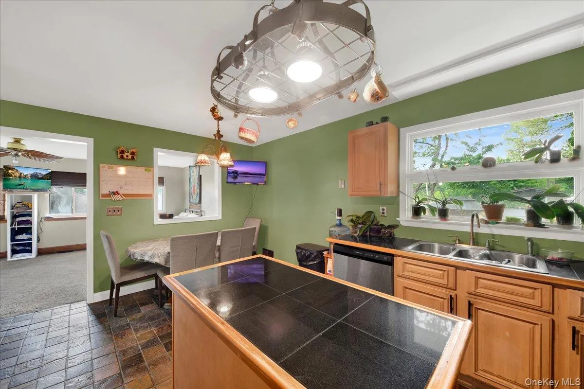 12 Elizabeth Lane, New Windsor, NY, 3 Bedrooms Bedrooms, 7 Rooms Rooms,1 BathroomBathrooms,Residential,For Rent,Elizabeth,0,999345 12 Elizabeth Lane, New Windsor, NY, 3 Bedrooms Bedrooms, 7 Rooms Rooms,1 BathroomBathrooms,Residential,For Rent,Elizabeth,0,999345