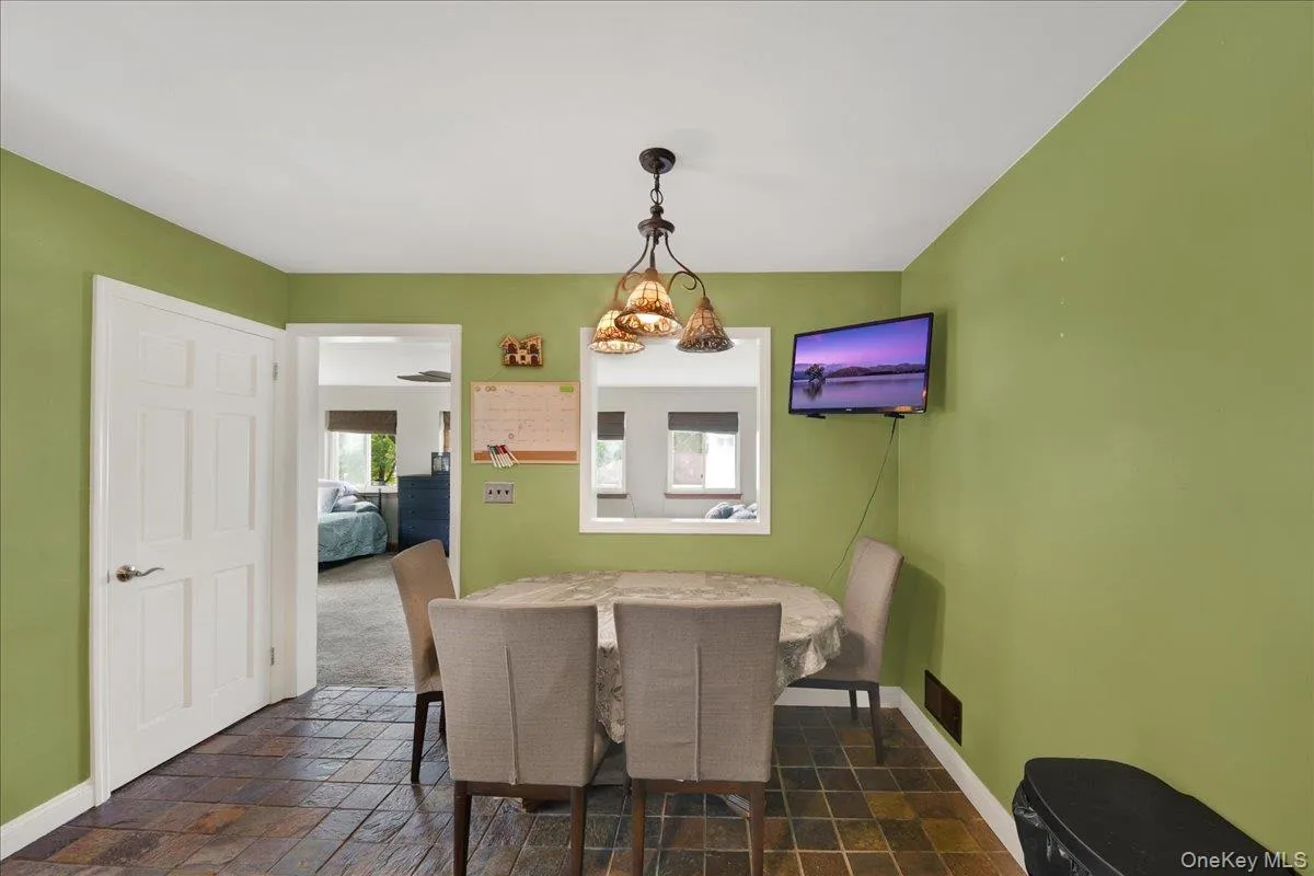 12 Elizabeth Lane, New Windsor, NY, 3 Bedrooms Bedrooms, 7 Rooms Rooms,1 BathroomBathrooms,Residential,For Rent,Elizabeth,0,999345 12 Elizabeth Lane, New Windsor, NY, 3 Bedrooms Bedrooms, 7 Rooms Rooms,1 BathroomBathrooms,Residential,For Rent,Elizabeth,0,999345