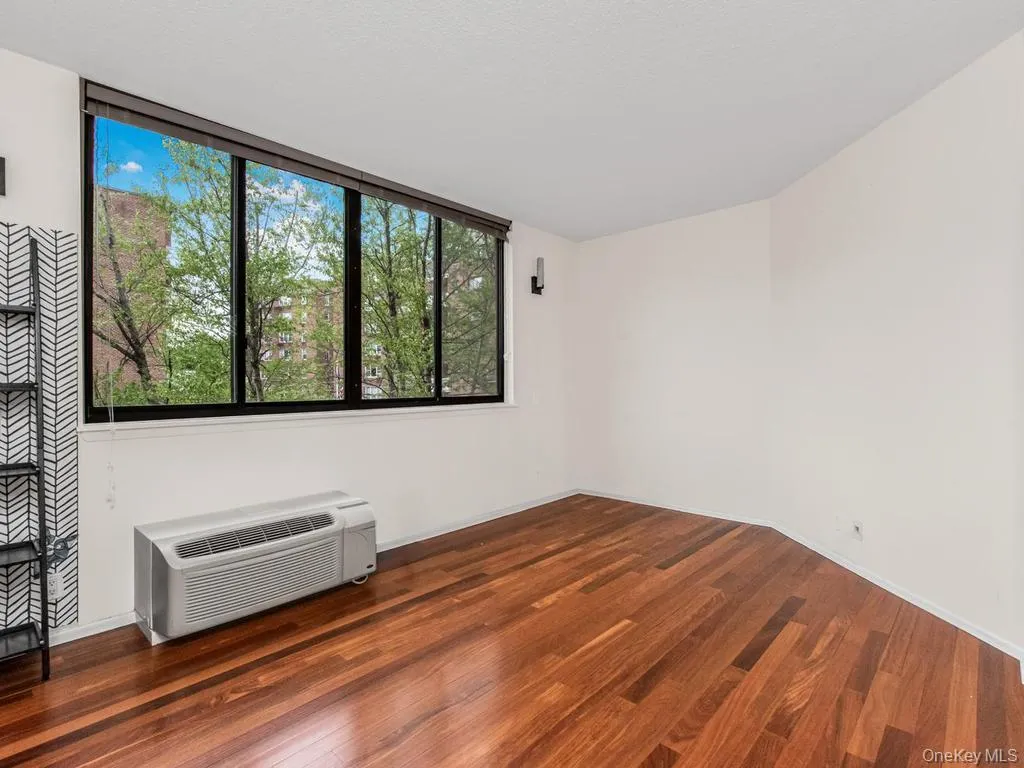 50 Hartsdale Avenue, Greenburgh, NY, 2 Bedrooms Bedrooms, 4 Rooms Rooms,2 BathroomsBathrooms,Residential Lease,For Rent,Hartsdale,0,999350 50 Hartsdale Avenue, Greenburgh, NY, 2 Bedrooms Bedrooms, 4 Rooms Rooms,2 BathroomsBathrooms,Residential Lease,For Rent,Hartsdale,0,999350