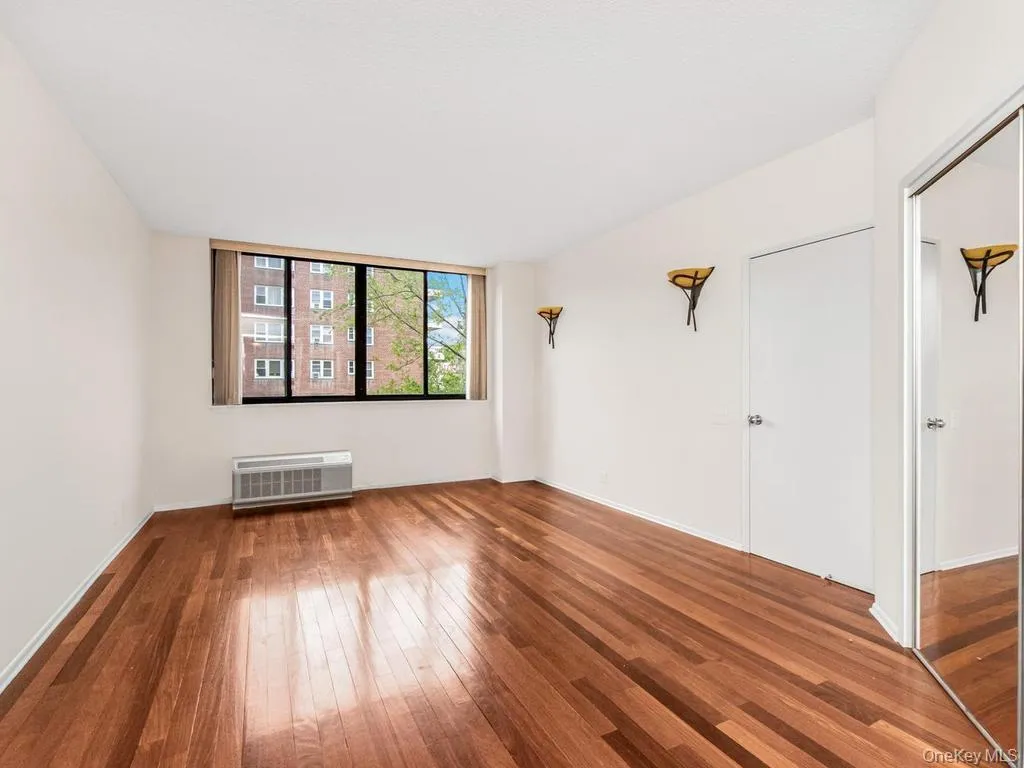50 Hartsdale Avenue, Greenburgh, NY, 2 Bedrooms Bedrooms, 4 Rooms Rooms,2 BathroomsBathrooms,Residential Lease,For Rent,Hartsdale,0,999350 50 Hartsdale Avenue, Greenburgh, NY, 2 Bedrooms Bedrooms, 4 Rooms Rooms,2 BathroomsBathrooms,Residential Lease,For Rent,Hartsdale,0,999350