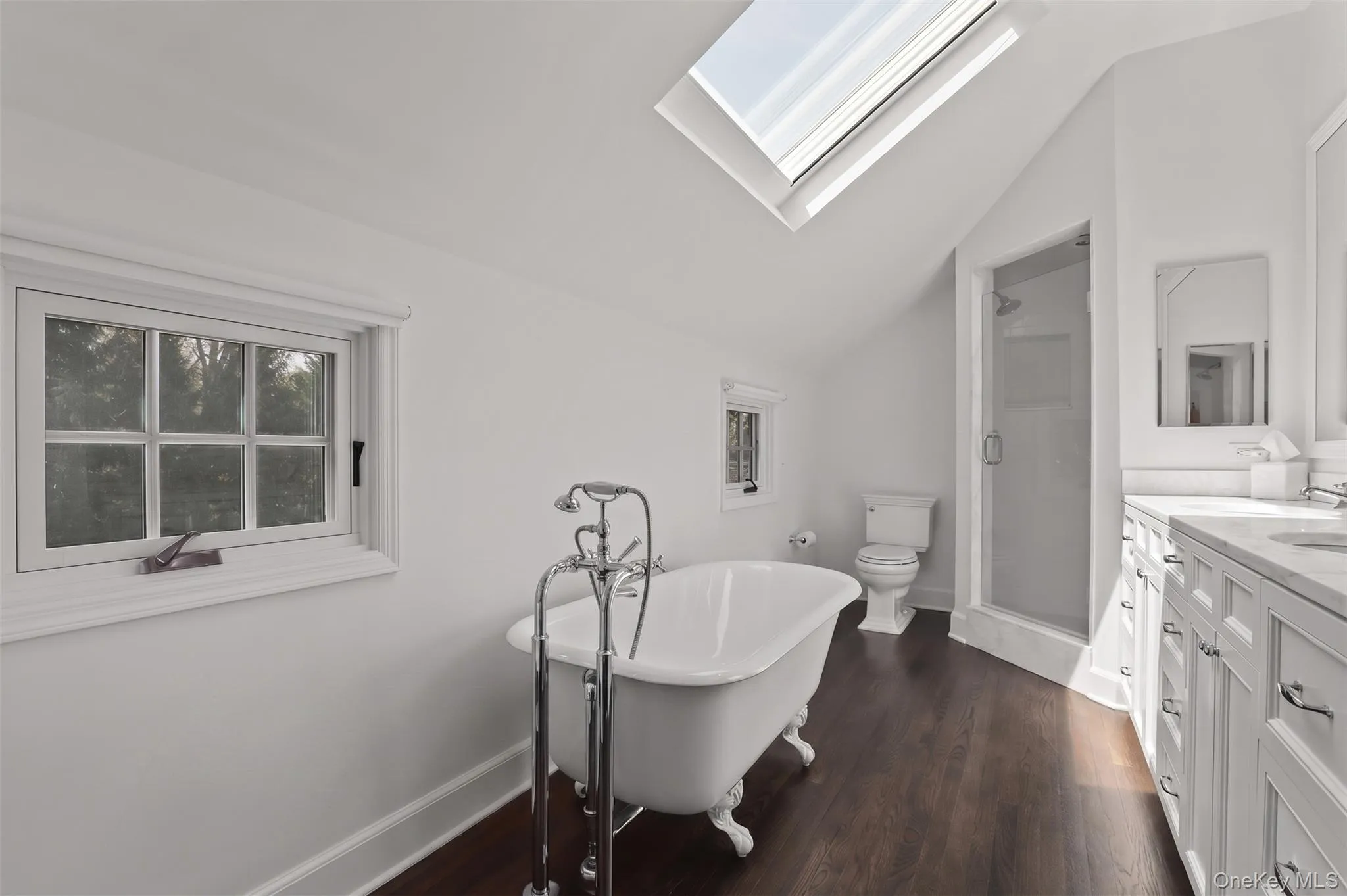 213 Baldwin Road, Bedford, NY, 5 Bedrooms Bedrooms, 11 Rooms Rooms,4 BathroomsBathrooms,Residential Lease,For Rent,Baldwin,0,999352 213 Baldwin Road, Bedford, NY, 5 Bedrooms Bedrooms, 11 Rooms Rooms,4 BathroomsBathrooms,Residential Lease,For Rent,Baldwin,0,999352