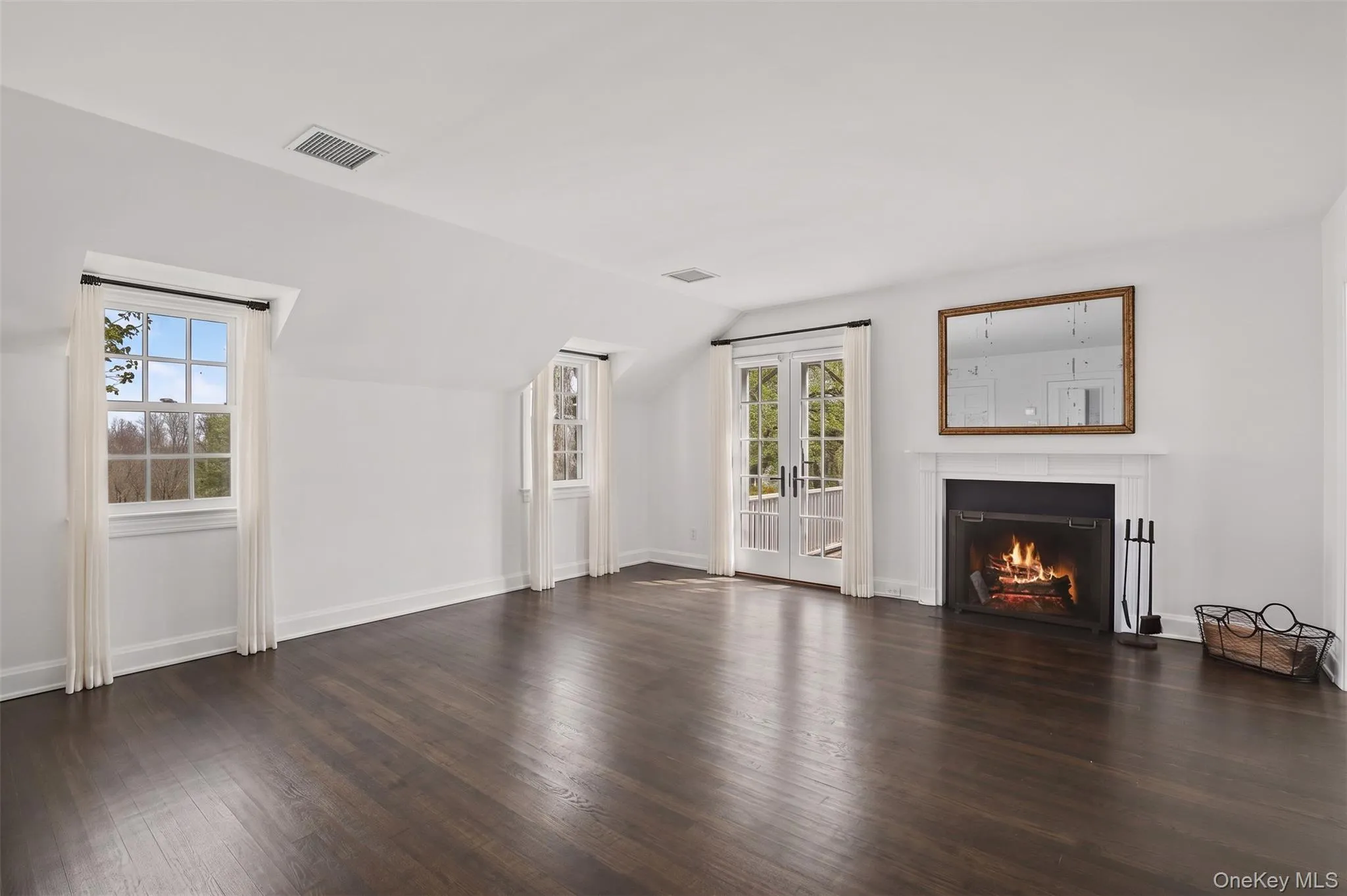 213 Baldwin Road, Bedford, NY, 5 Bedrooms Bedrooms, 11 Rooms Rooms,4 BathroomsBathrooms,Residential Lease,For Rent,Baldwin,0,999352 213 Baldwin Road, Bedford, NY, 5 Bedrooms Bedrooms, 11 Rooms Rooms,4 BathroomsBathrooms,Residential Lease,For Rent,Baldwin,0,999352