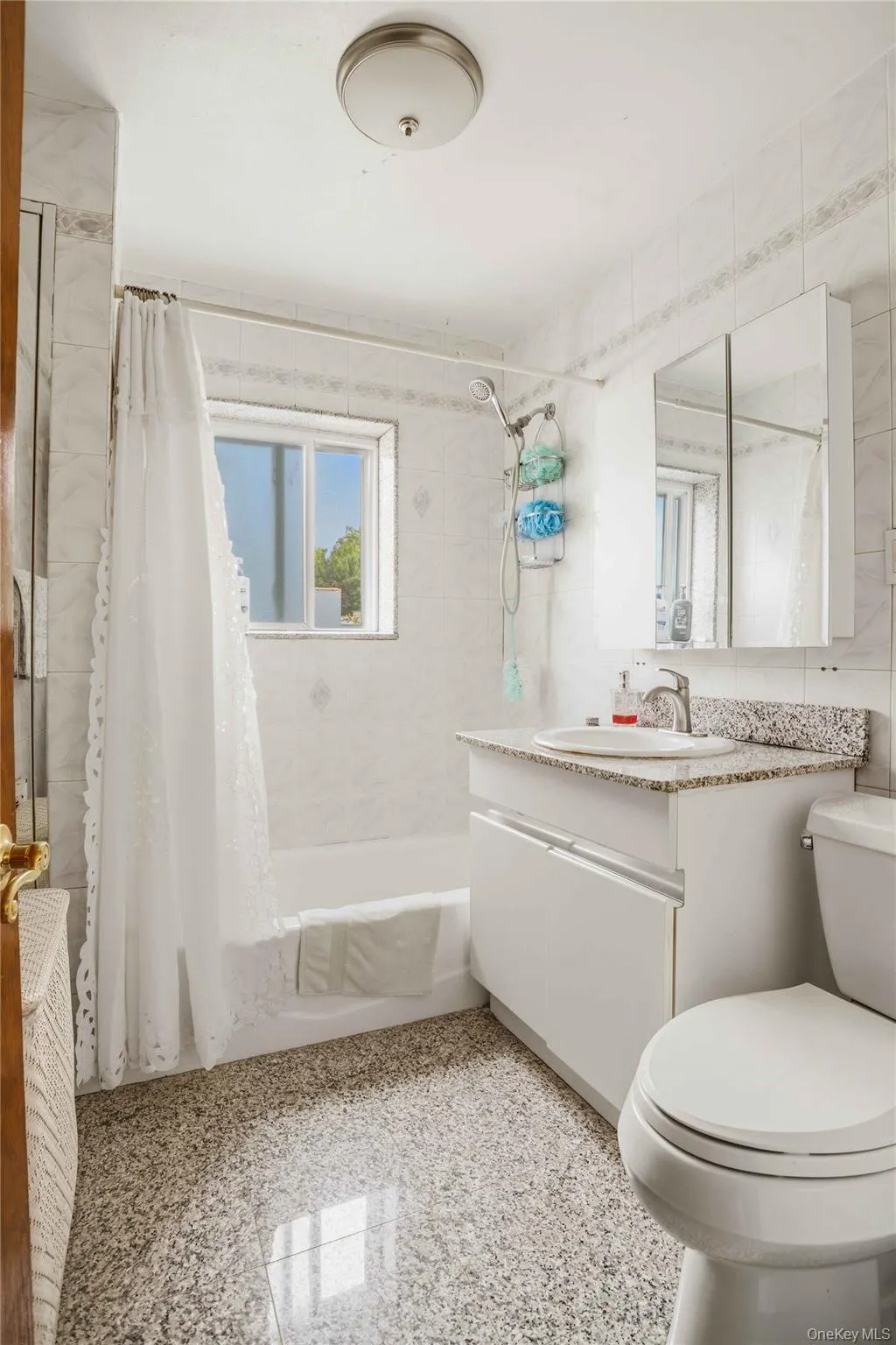 2325 24th Street, New York, NY, 3 Bedrooms Bedrooms, 7 Rooms Rooms,2 BathroomsBathrooms,Residential Sale,For Rent,24th,0,999359 2325 24th Street, New York, NY, 3 Bedrooms Bedrooms, 7 Rooms Rooms,2 BathroomsBathrooms,Residential Sale,For Rent,24th,0,999359