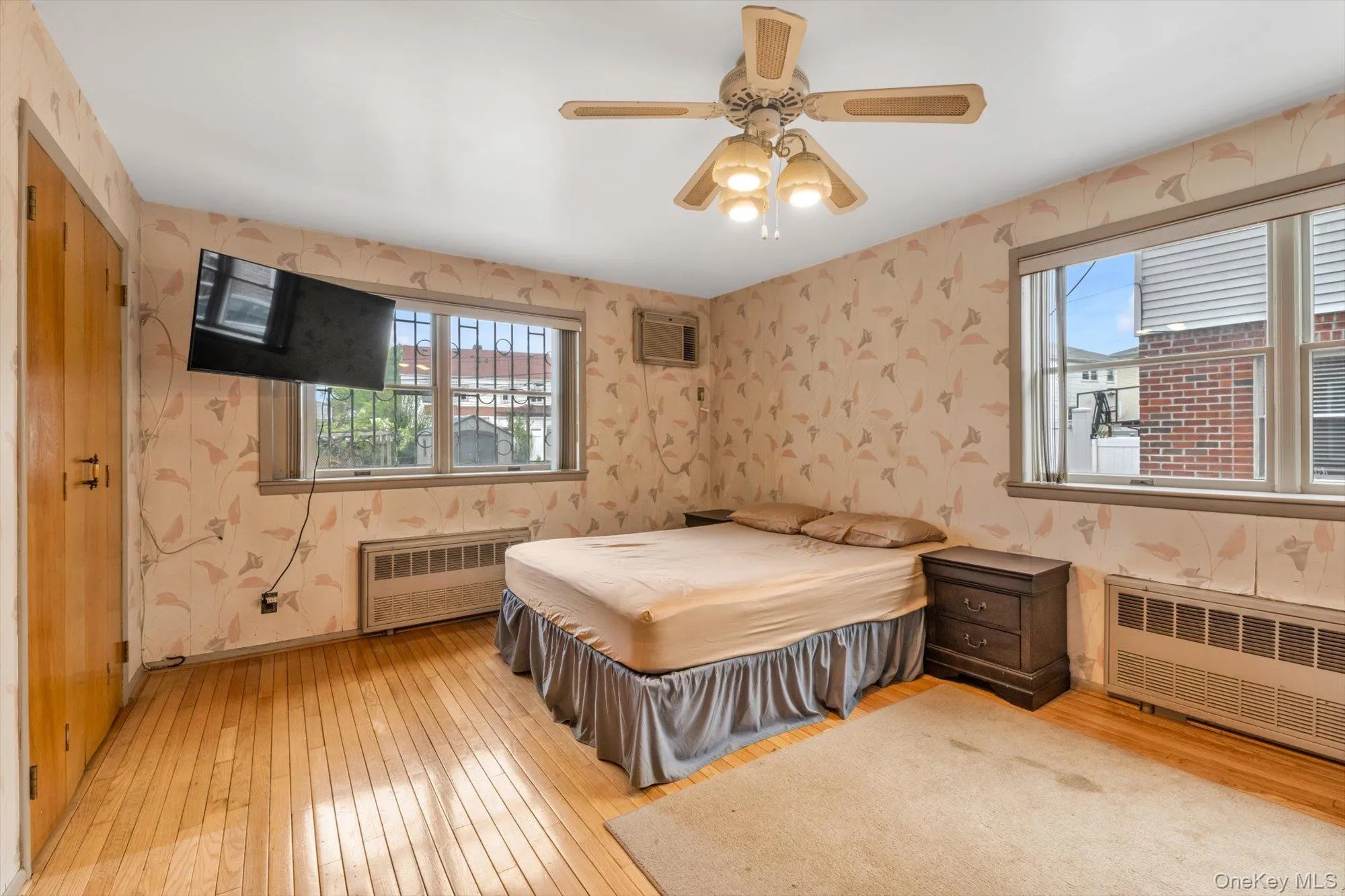 13835 64th Avenue, New York, NY, 3 Bedrooms Bedrooms, 5 Rooms Rooms,2 BathroomsBathrooms,Residential,For Rent,64th,0,999360 13835 64th Avenue, New York, NY, 3 Bedrooms Bedrooms, 5 Rooms Rooms,2 BathroomsBathrooms,Residential,For Rent,64th,0,999360
