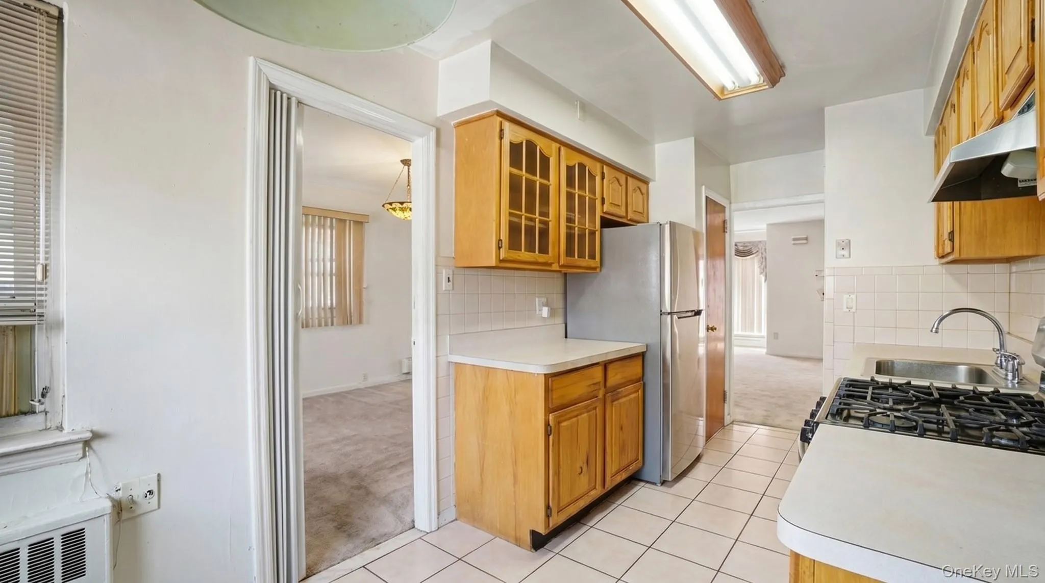 2436 Seymour Avenue, New York, NY, 4 Bedrooms Bedrooms, 8 Rooms Rooms,2 BathroomsBathrooms,Residential,For Rent,Seymour,0,999367 2436 Seymour Avenue, New York, NY, 4 Bedrooms Bedrooms, 8 Rooms Rooms,2 BathroomsBathrooms,Residential,For Rent,Seymour,0,999367