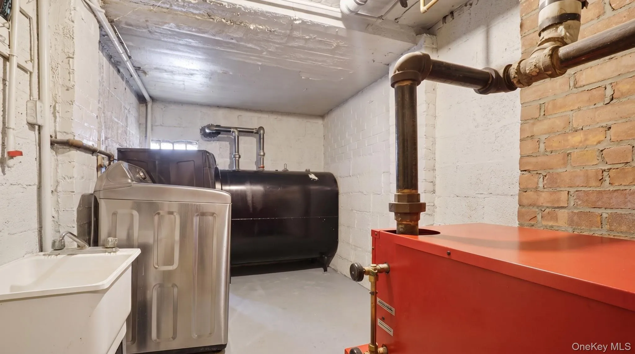 2436 Seymour Avenue, New York, NY, 4 Bedrooms Bedrooms, 8 Rooms Rooms,2 BathroomsBathrooms,Residential,For Rent,Seymour,0,999367 2436 Seymour Avenue, New York, NY, 4 Bedrooms Bedrooms, 8 Rooms Rooms,2 BathroomsBathrooms,Residential,For Rent,Seymour,0,999367