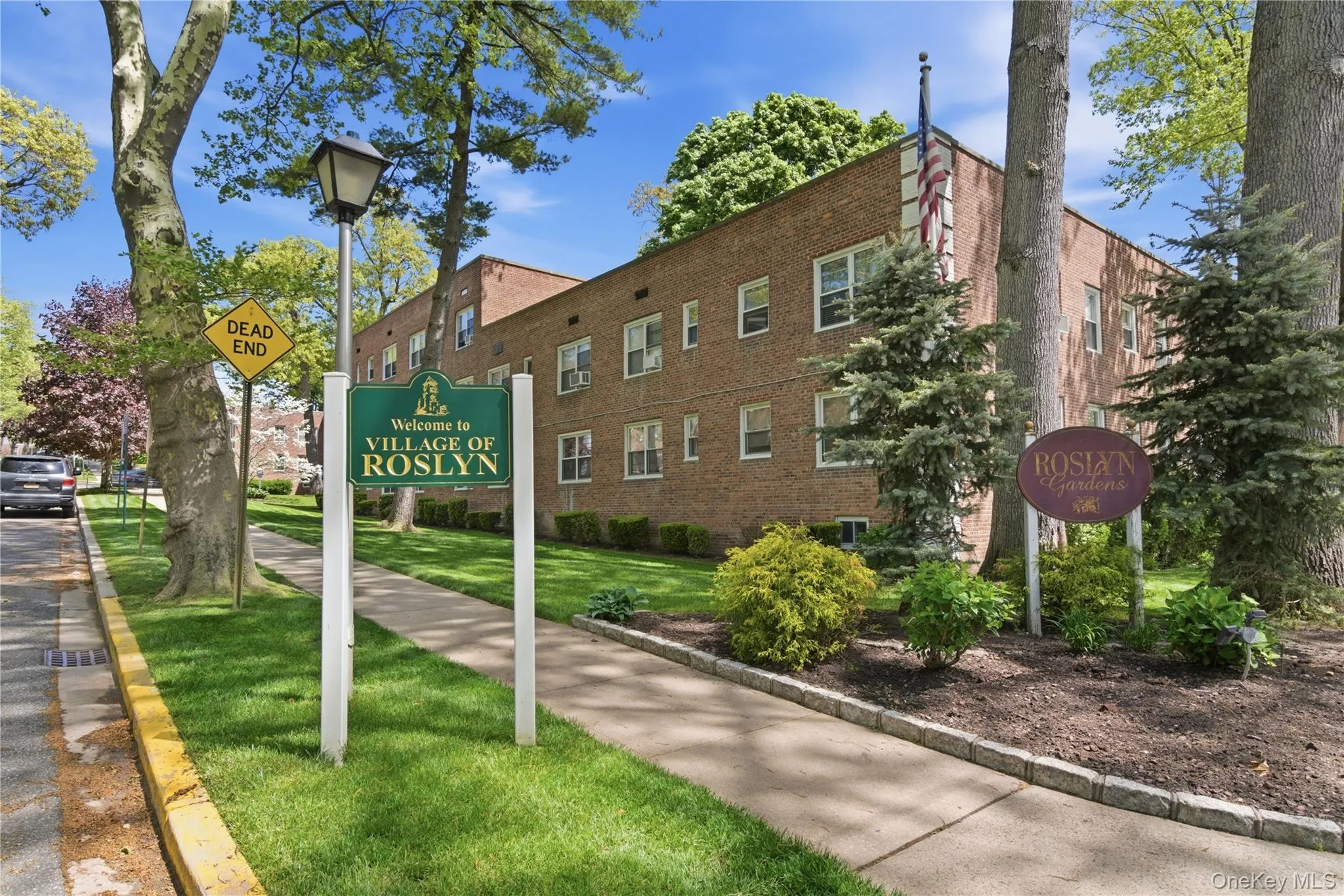 83 Edwards Street, North Hempstead, NY, 2 Bedrooms Bedrooms, 5 Rooms Rooms,1 BathroomBathrooms,Residential,For Rent,Edwards,0,999371 83 Edwards Street, North Hempstead, NY, 2 Bedrooms Bedrooms, 5 Rooms Rooms,1 BathroomBathrooms,Residential,For Rent,Edwards,0,999371