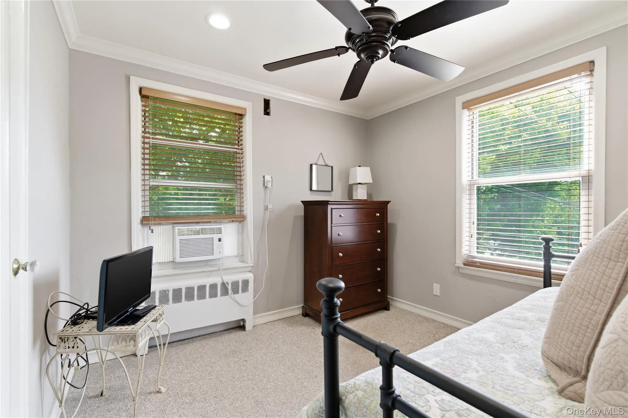83 Edwards Street, North Hempstead, NY, 2 Bedrooms Bedrooms, 5 Rooms Rooms,1 BathroomBathrooms,Residential,For Rent,Edwards,0,999371 83 Edwards Street, North Hempstead, NY, 2 Bedrooms Bedrooms, 5 Rooms Rooms,1 BathroomBathrooms,Residential,For Rent,Edwards,0,999371