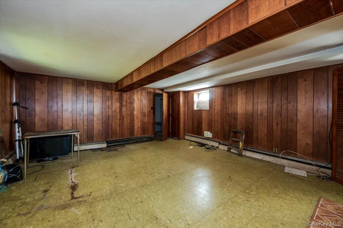 535 Edison Avenue, New York, NY, 3 Bedrooms Bedrooms, 7 Rooms Rooms,2 BathroomsBathrooms,Residential,For Rent,Edison,0,999373 535 Edison Avenue, New York, NY, 3 Bedrooms Bedrooms, 7 Rooms Rooms,2 BathroomsBathrooms,Residential,For Rent,Edison,0,999373