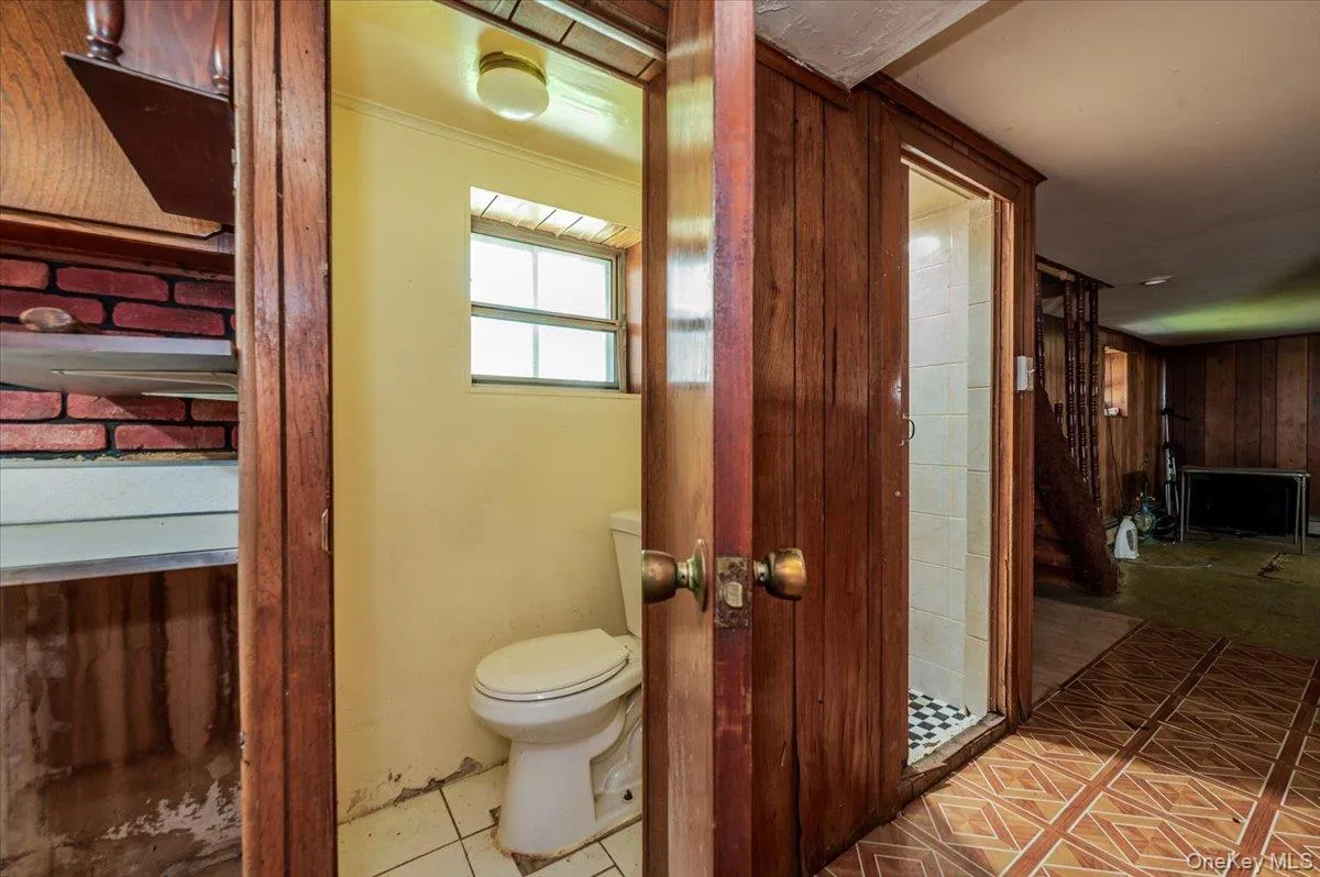 535 Edison Avenue, New York, NY, 3 Bedrooms Bedrooms, 7 Rooms Rooms,2 BathroomsBathrooms,Residential,For Rent,Edison,0,999373 535 Edison Avenue, New York, NY, 3 Bedrooms Bedrooms, 7 Rooms Rooms,2 BathroomsBathrooms,Residential,For Rent,Edison,0,999373