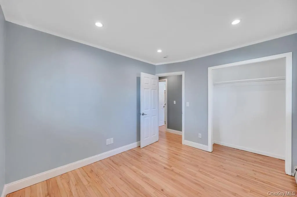 59 Applegate Drive, Brookhaven, NY, 3 Bedrooms Bedrooms, 6 Rooms Rooms,1 BathroomBathrooms,Residential Sale,For Rent,Applegate,0,999374 59 Applegate Drive, Brookhaven, NY, 3 Bedrooms Bedrooms, 6 Rooms Rooms,1 BathroomBathrooms,Residential Sale,For Rent,Applegate,0,999374