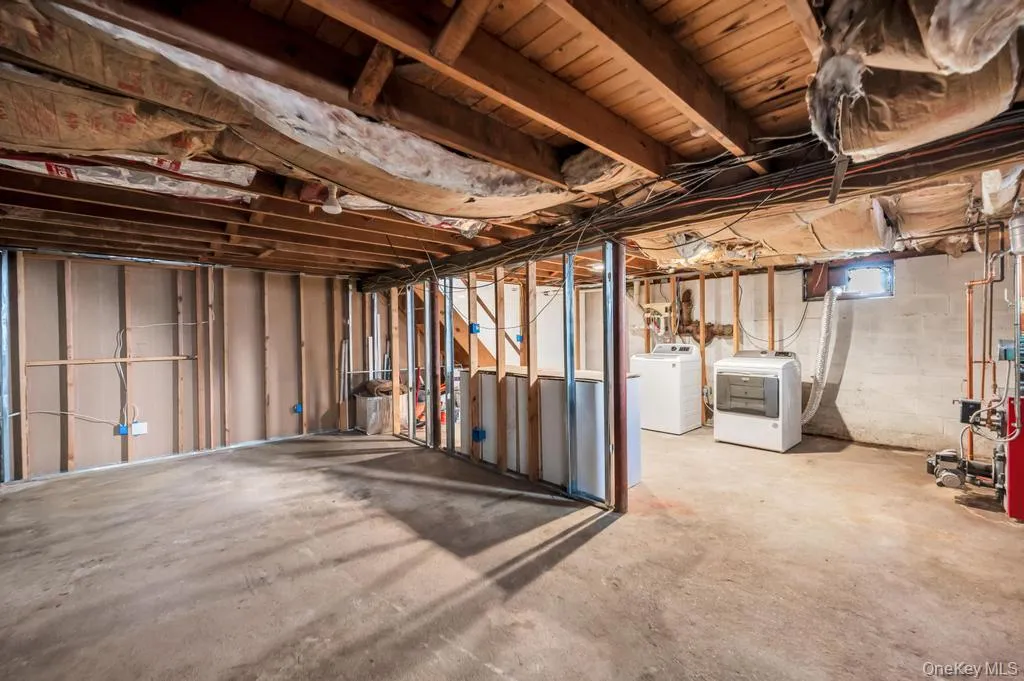 59 Applegate Drive, Brookhaven, NY, 3 Bedrooms Bedrooms, 6 Rooms Rooms,1 BathroomBathrooms,Residential Sale,For Rent,Applegate,0,999374 59 Applegate Drive, Brookhaven, NY, 3 Bedrooms Bedrooms, 6 Rooms Rooms,1 BathroomBathrooms,Residential Sale,For Rent,Applegate,0,999374
