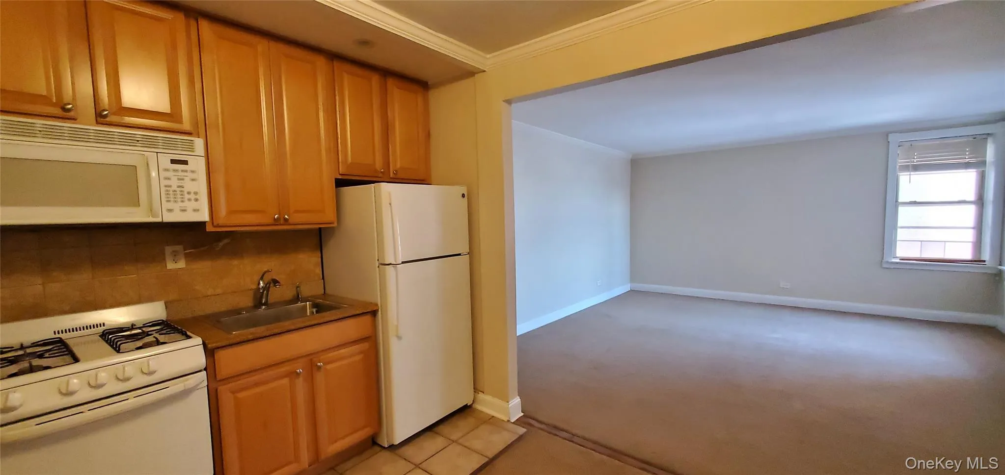 105-37 64th Avenue, New York, NY, 2 Rooms Rooms,1 BathroomBathrooms,Residential Lease,For Rent,64th,0,999395 105-37 64th Avenue, New York, NY, 2 Rooms Rooms,1 BathroomBathrooms,Residential Lease,For Rent,64th,0,999395