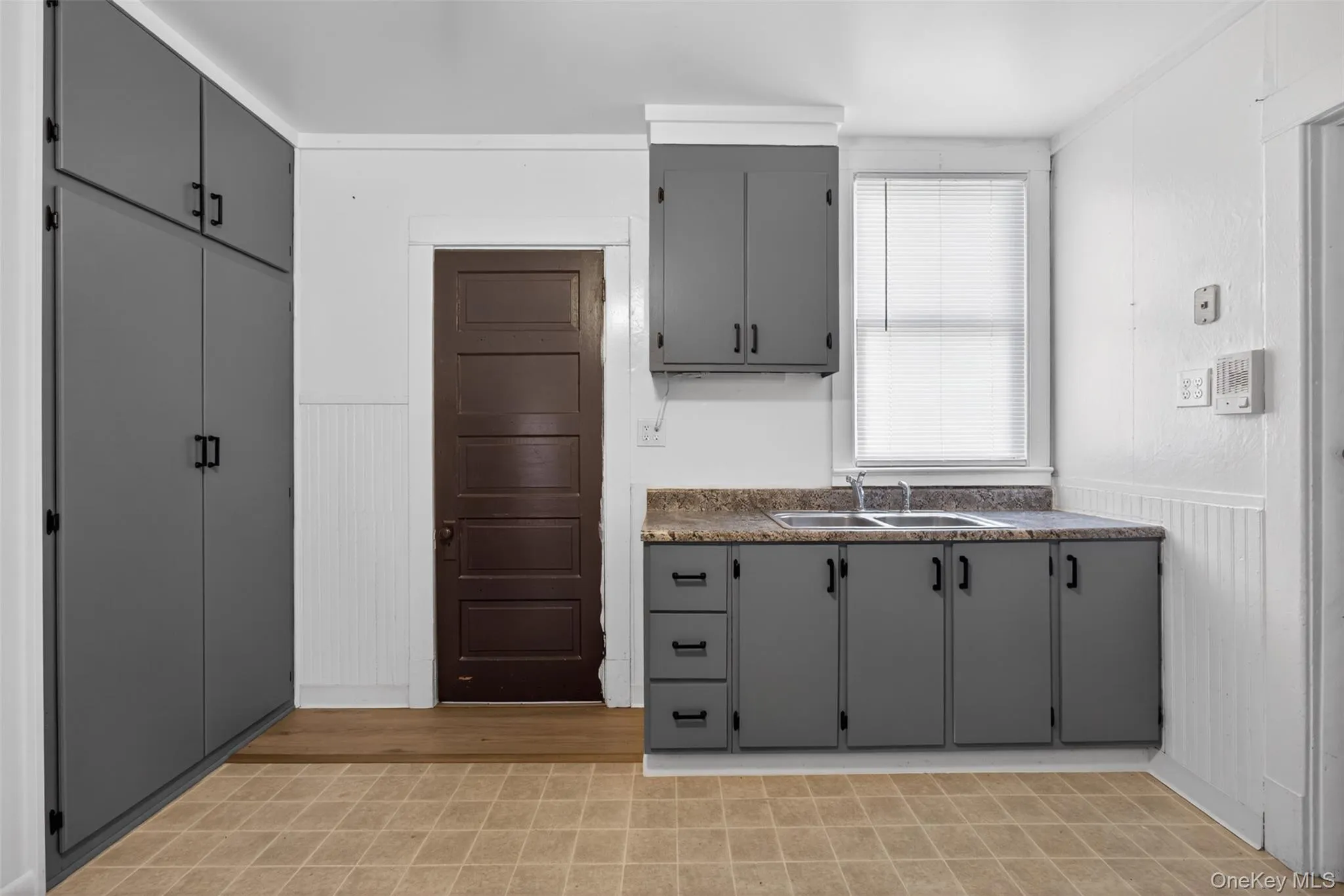 20 Delaware Street, Port Jervis, NY, 2 Bedrooms Bedrooms, 5 Rooms Rooms,1 BathroomBathrooms,Residential Lease,For Rent,Delaware,0,999403 20 Delaware Street, Port Jervis, NY, 2 Bedrooms Bedrooms, 5 Rooms Rooms,1 BathroomBathrooms,Residential Lease,For Rent,Delaware,0,999403