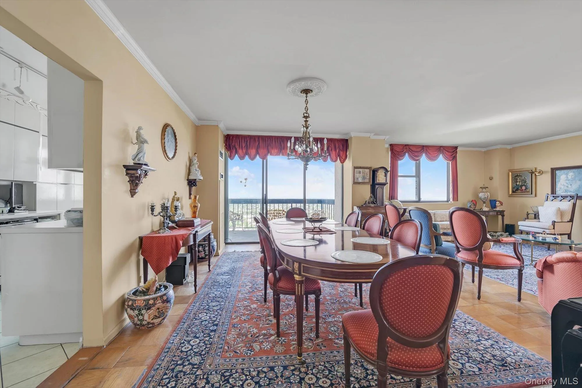 271-10 Grand Central Parkway, New York, NY, 3 Bedrooms Bedrooms, 6 Rooms Rooms,2 BathroomsBathrooms,Residential,For Rent,Grand Central,0,999405 271-10 Grand Central Parkway, New York, NY, 3 Bedrooms Bedrooms, 6 Rooms Rooms,2 BathroomsBathrooms,Residential,For Rent,Grand Central,0,999405