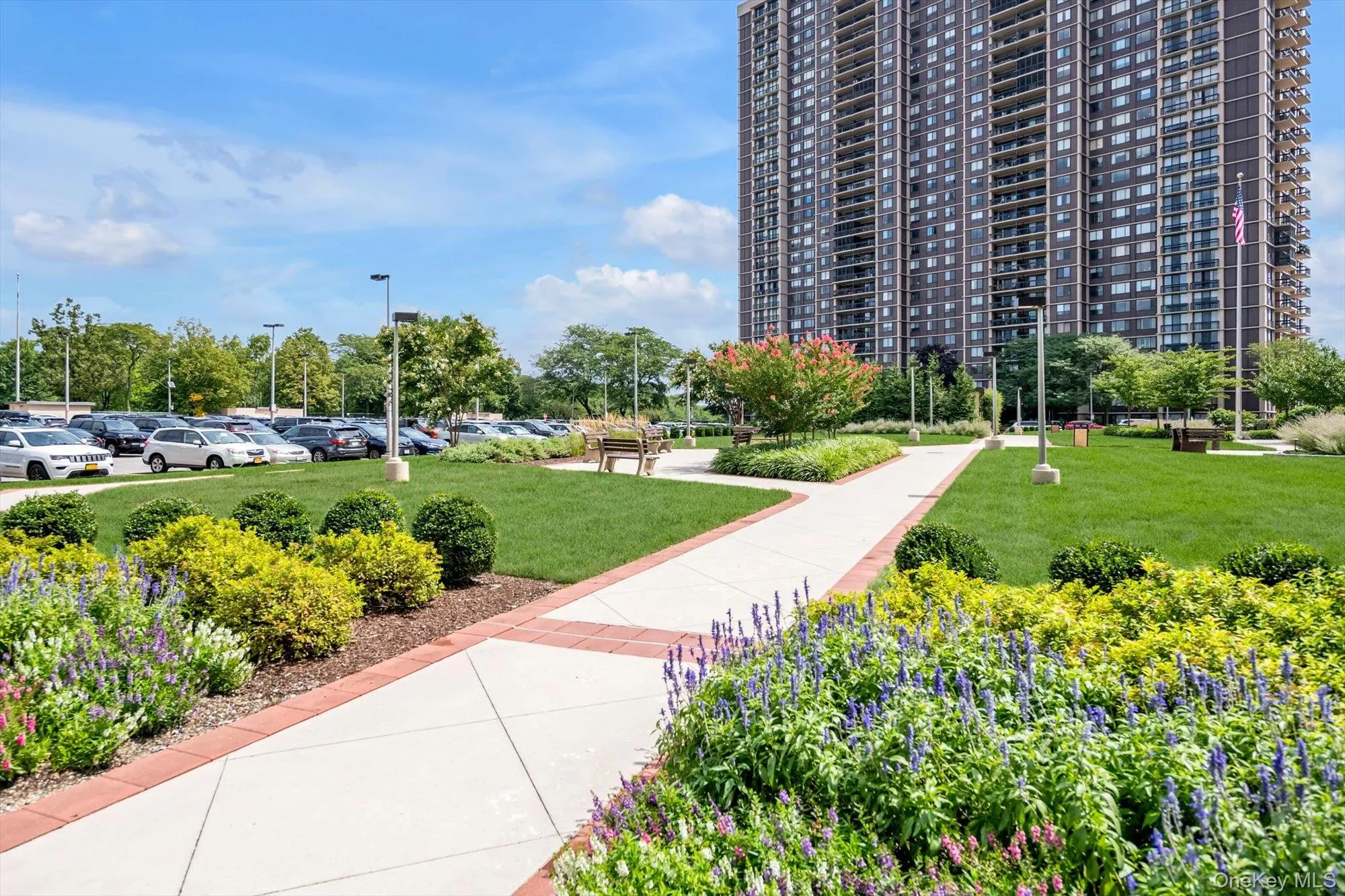 271-10 Grand Central Parkway, New York, NY, 3 Bedrooms Bedrooms, 6 Rooms Rooms,2 BathroomsBathrooms,Residential,For Rent,Grand Central,0,999405 271-10 Grand Central Parkway, New York, NY, 3 Bedrooms Bedrooms, 6 Rooms Rooms,2 BathroomsBathrooms,Residential,For Rent,Grand Central,0,999405