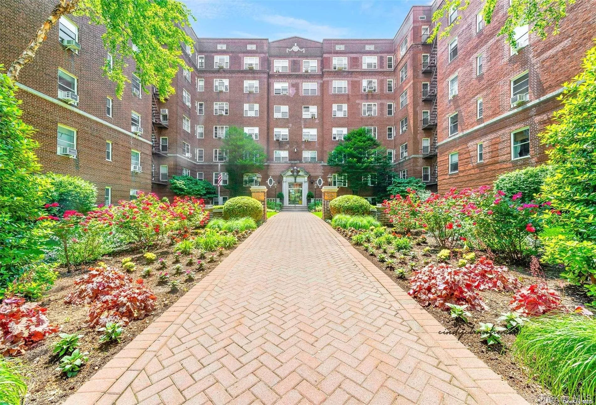 113-14 72nd Road, New York, NY, 2 Bedrooms Bedrooms, 5 Rooms Rooms,1 BathroomBathrooms,Residential Sale,For Rent,72nd,0,999406 113-14 72nd Road, New York, NY, 2 Bedrooms Bedrooms, 5 Rooms Rooms,1 BathroomBathrooms,Residential Sale,For Rent,72nd,0,999406