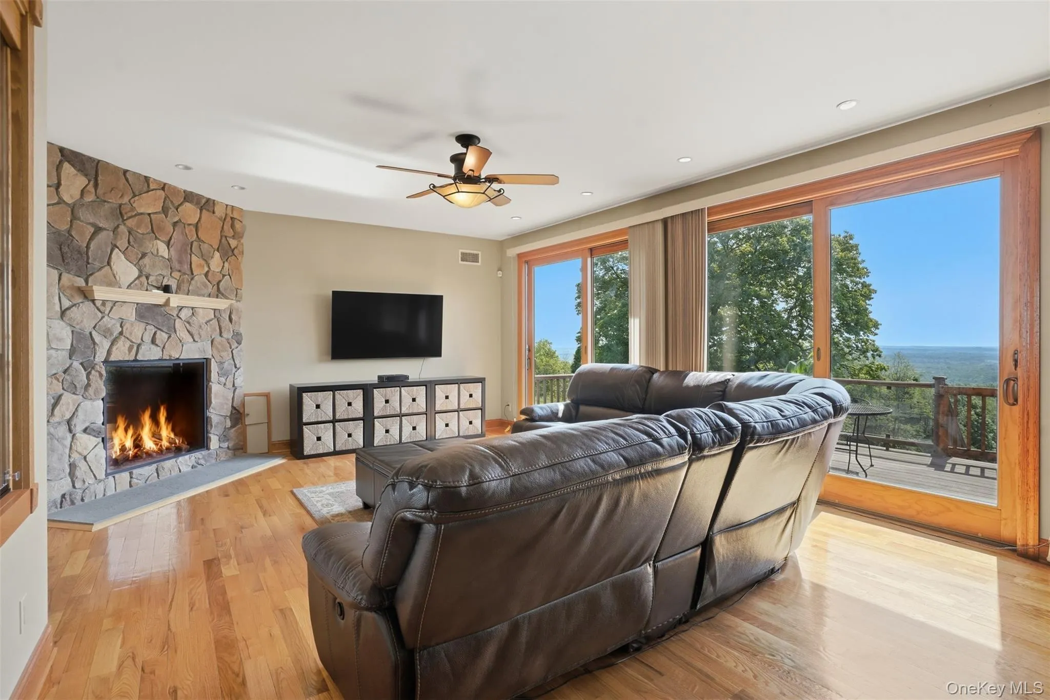 4 Rachel Court, Mamakating, NY, 3 Bedrooms Bedrooms, 10 Rooms Rooms,4 BathroomsBathrooms,Residential,For Rent,Rachel,0,999407 4 Rachel Court, Mamakating, NY, 3 Bedrooms Bedrooms, 10 Rooms Rooms,4 BathroomsBathrooms,Residential,For Rent,Rachel,0,999407