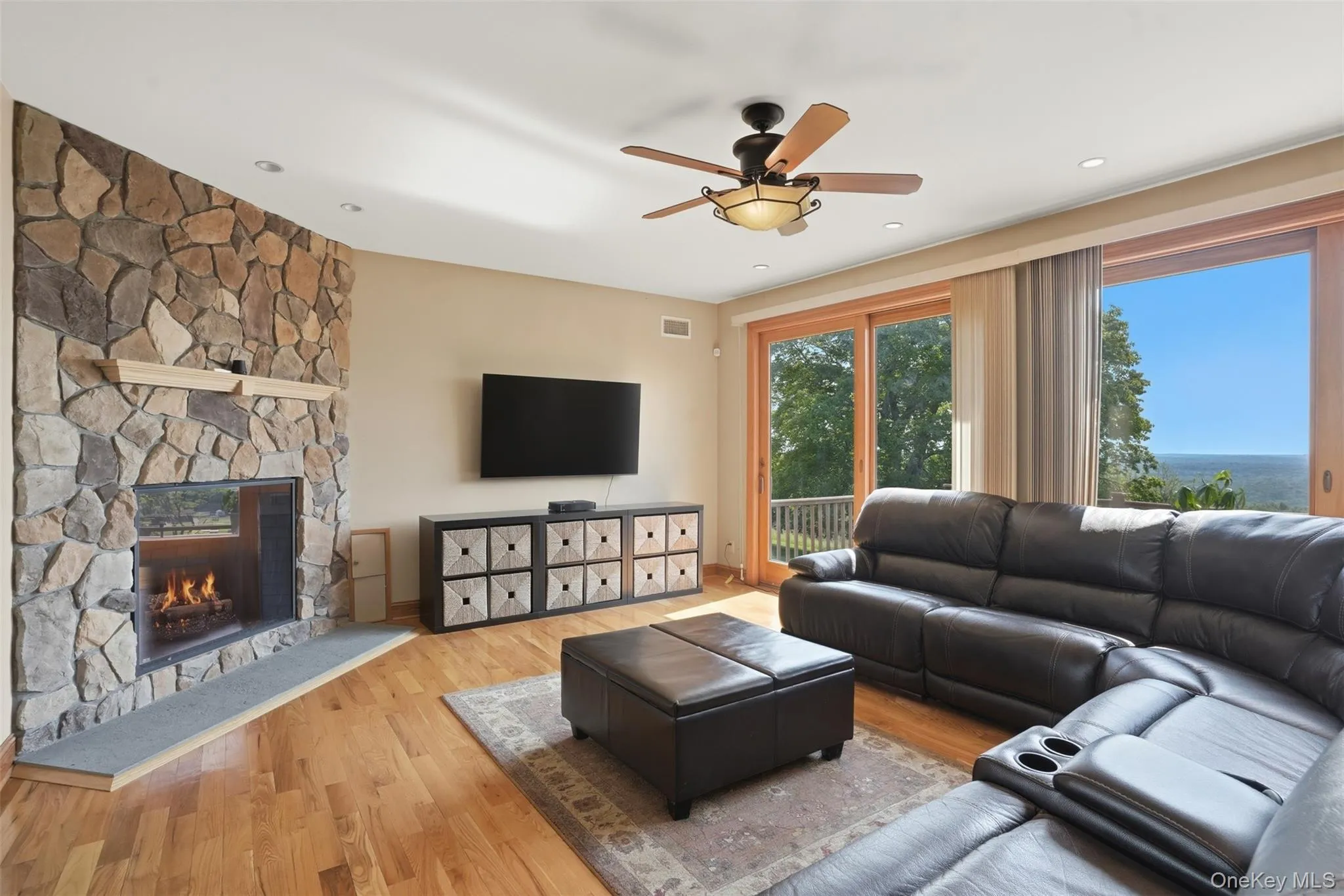 4 Rachel Court, Mamakating, NY, 3 Bedrooms Bedrooms, 10 Rooms Rooms,4 BathroomsBathrooms,Residential,For Rent,Rachel,0,999407 4 Rachel Court, Mamakating, NY, 3 Bedrooms Bedrooms, 10 Rooms Rooms,4 BathroomsBathrooms,Residential,For Rent,Rachel,0,999407