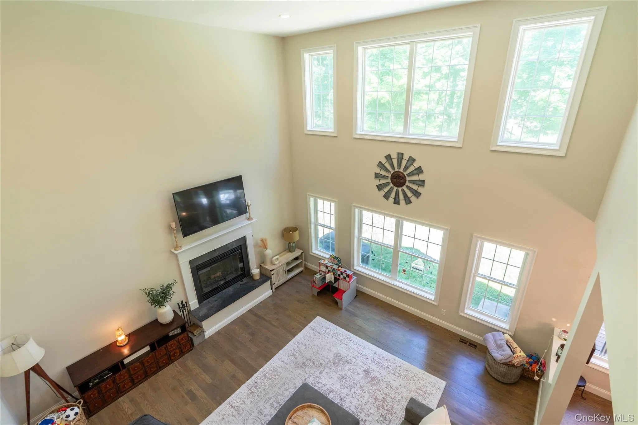 37 Biltmore Drive, Beekman, NY, 4 Bedrooms Bedrooms, 9 Rooms Rooms,3 BathroomsBathrooms,Residential,For Rent,Biltmore,0,999409 37 Biltmore Drive, Beekman, NY, 4 Bedrooms Bedrooms, 9 Rooms Rooms,3 BathroomsBathrooms,Residential,For Rent,Biltmore,0,999409