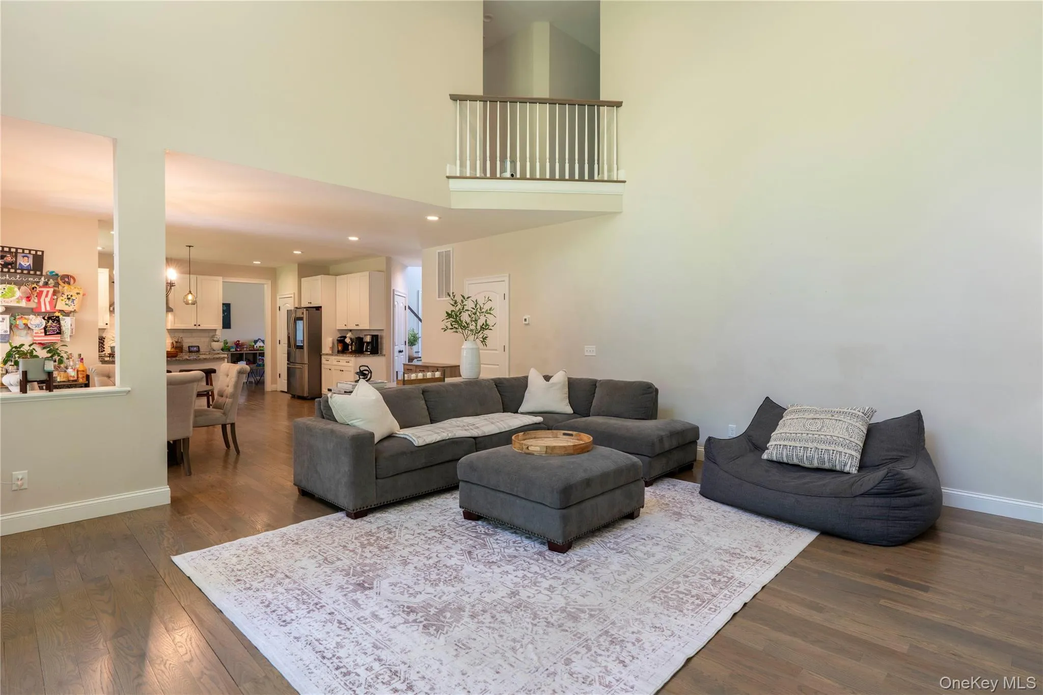 37 Biltmore Drive, Beekman, NY, 4 Bedrooms Bedrooms, 9 Rooms Rooms,3 BathroomsBathrooms,Residential,For Rent,Biltmore,0,999409 37 Biltmore Drive, Beekman, NY, 4 Bedrooms Bedrooms, 9 Rooms Rooms,3 BathroomsBathrooms,Residential,For Rent,Biltmore,0,999409