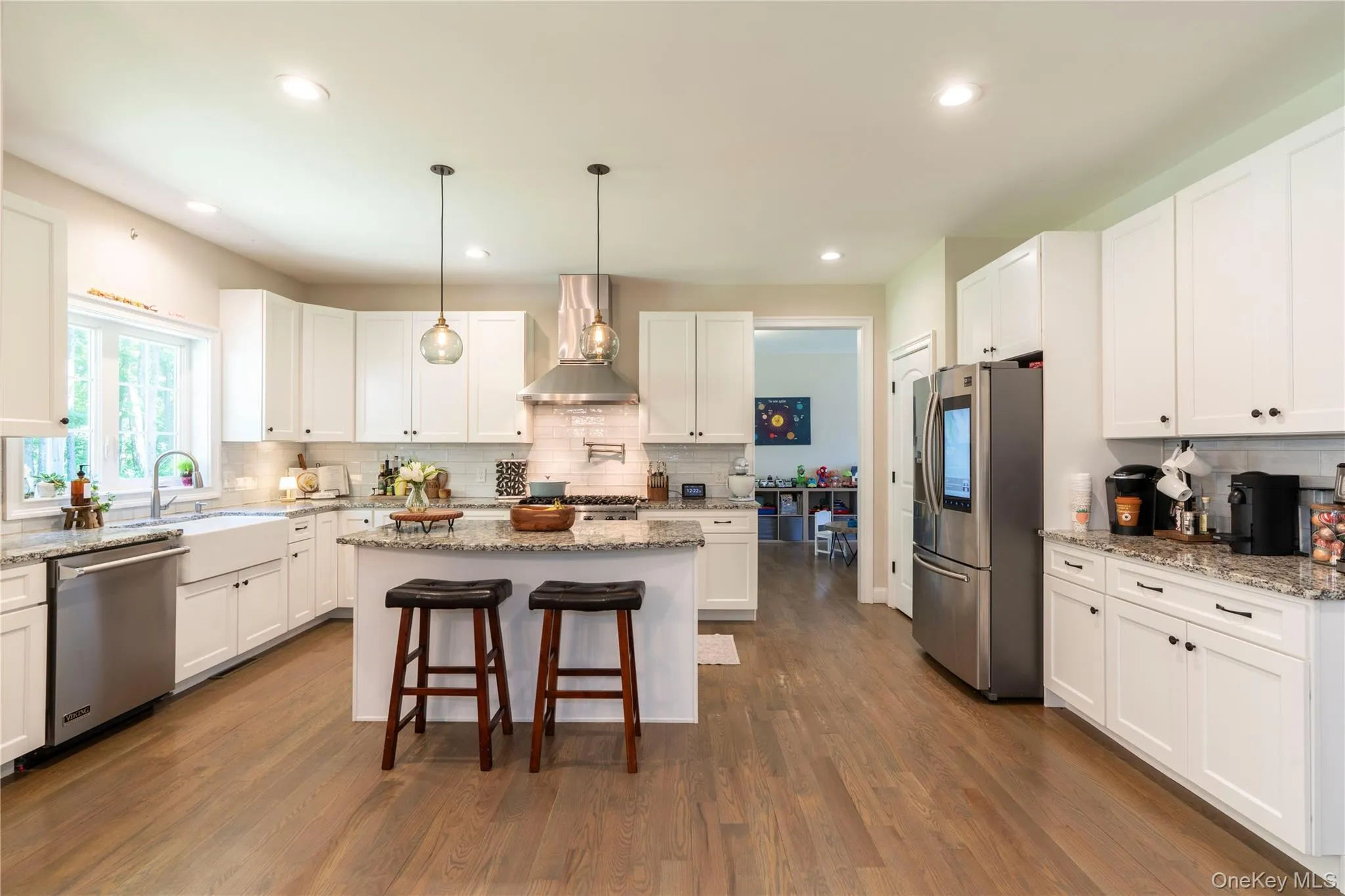 37 Biltmore Drive, Beekman, NY, 4 Bedrooms Bedrooms, 9 Rooms Rooms,3 BathroomsBathrooms,Residential,For Rent,Biltmore,0,999409 37 Biltmore Drive, Beekman, NY, 4 Bedrooms Bedrooms, 9 Rooms Rooms,3 BathroomsBathrooms,Residential,For Rent,Biltmore,0,999409