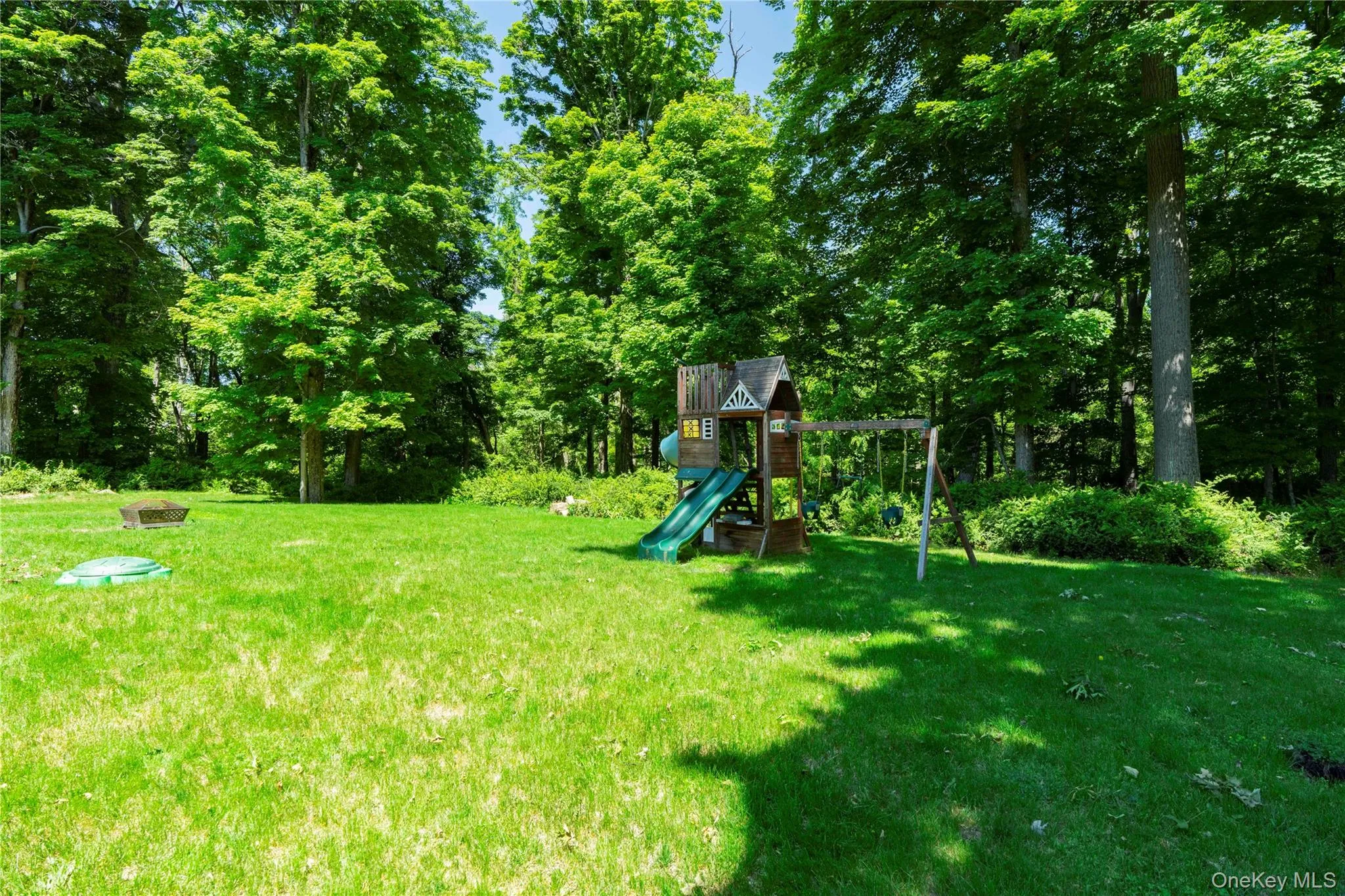 37 Biltmore Drive, Beekman, NY, 4 Bedrooms Bedrooms, 9 Rooms Rooms,3 BathroomsBathrooms,Residential,For Rent,Biltmore,0,999409 37 Biltmore Drive, Beekman, NY, 4 Bedrooms Bedrooms, 9 Rooms Rooms,3 BathroomsBathrooms,Residential,For Rent,Biltmore,0,999409