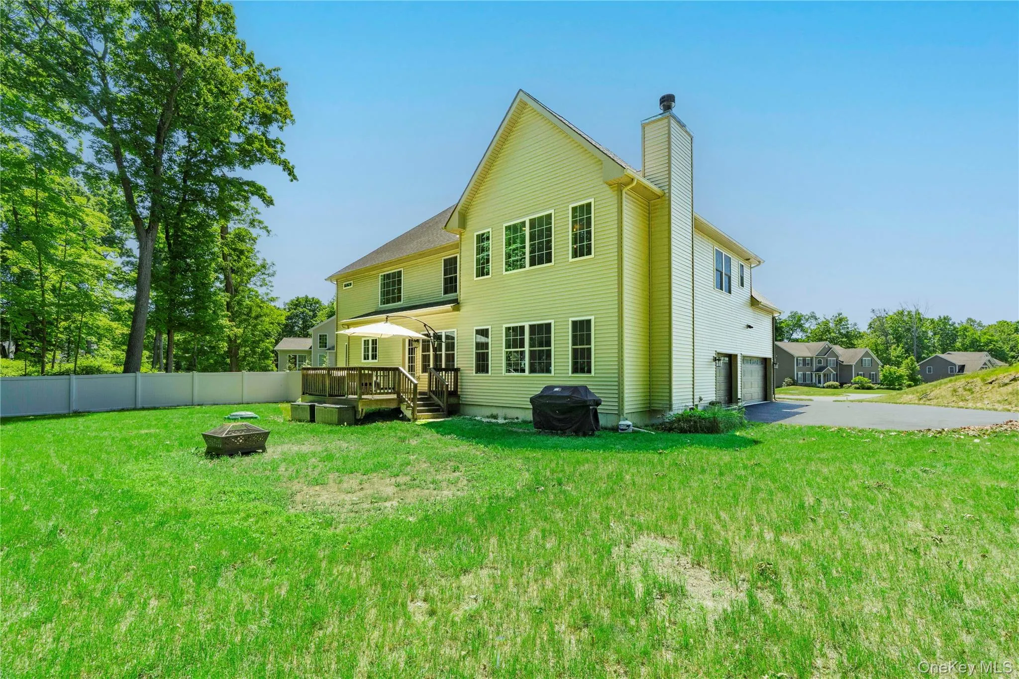 37 Biltmore Drive, Beekman, NY, 4 Bedrooms Bedrooms, 9 Rooms Rooms,3 BathroomsBathrooms,Residential,For Rent,Biltmore,0,999409 37 Biltmore Drive, Beekman, NY, 4 Bedrooms Bedrooms, 9 Rooms Rooms,3 BathroomsBathrooms,Residential,For Rent,Biltmore,0,999409