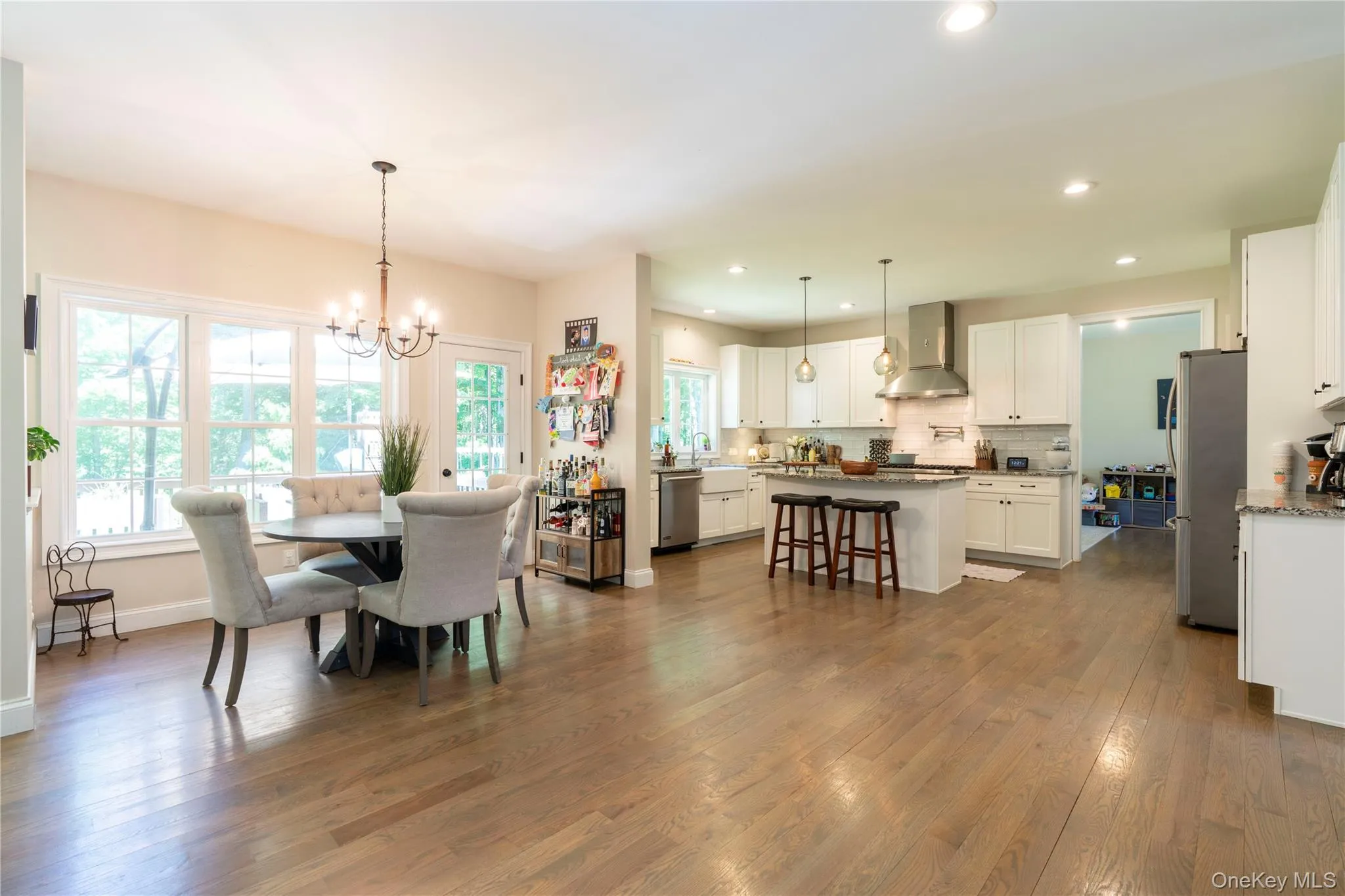 37 Biltmore Drive, Beekman, NY, 4 Bedrooms Bedrooms, 9 Rooms Rooms,3 BathroomsBathrooms,Residential,For Rent,Biltmore,0,999409 37 Biltmore Drive, Beekman, NY, 4 Bedrooms Bedrooms, 9 Rooms Rooms,3 BathroomsBathrooms,Residential,For Rent,Biltmore,0,999409