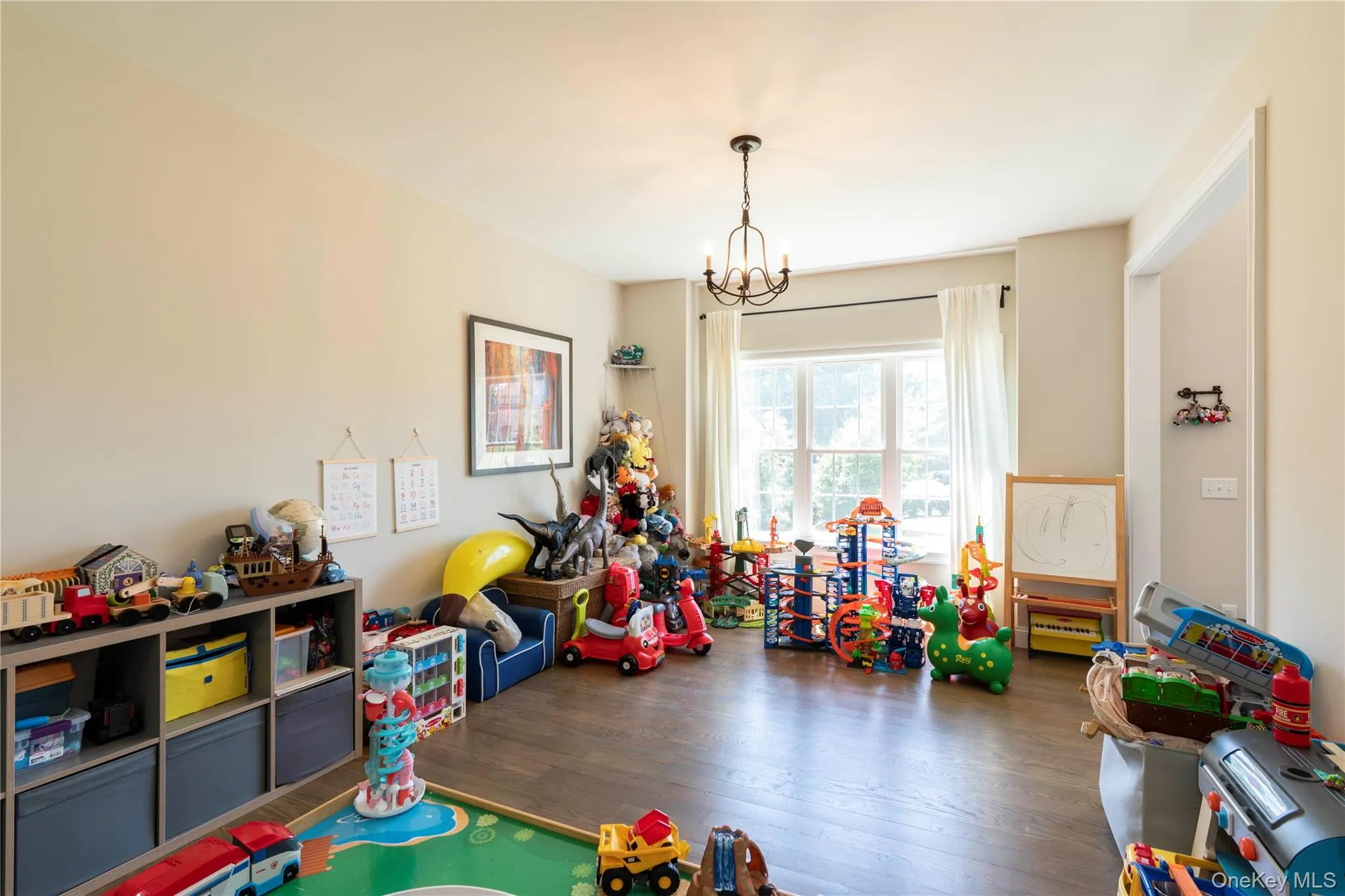 37 Biltmore Drive, Beekman, NY, 4 Bedrooms Bedrooms, 9 Rooms Rooms,3 BathroomsBathrooms,Residential,For Rent,Biltmore,0,999409 37 Biltmore Drive, Beekman, NY, 4 Bedrooms Bedrooms, 9 Rooms Rooms,3 BathroomsBathrooms,Residential,For Rent,Biltmore,0,999409