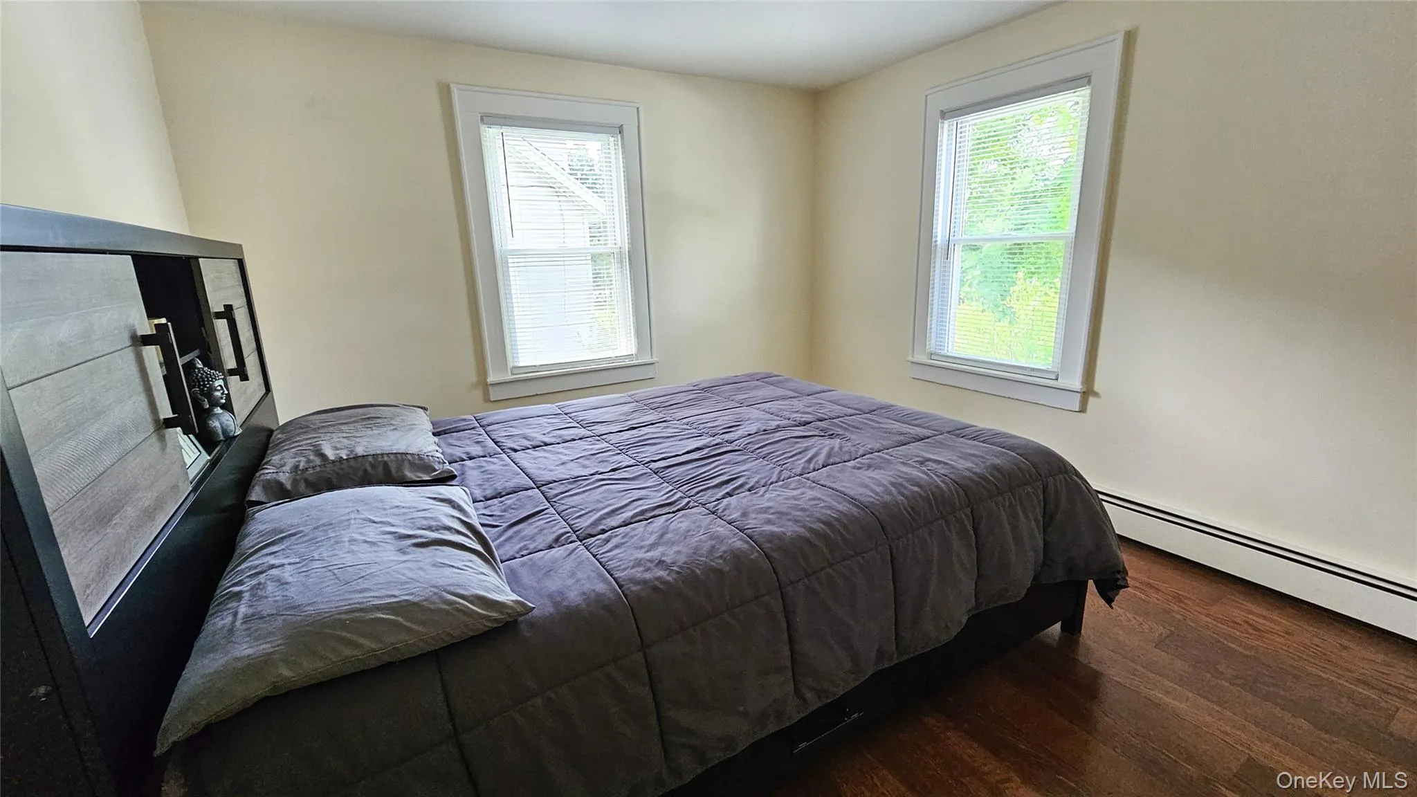 2 Murray Avenue, Goshen, NY, 1 Bedroom Bedrooms, 4 Rooms Rooms,1 BathroomBathrooms,Residential Lease,For Rent,Murray,0,999410 2 Murray Avenue, Goshen, NY, 1 Bedroom Bedrooms, 4 Rooms Rooms,1 BathroomBathrooms,Residential Lease,For Rent,Murray,0,999410