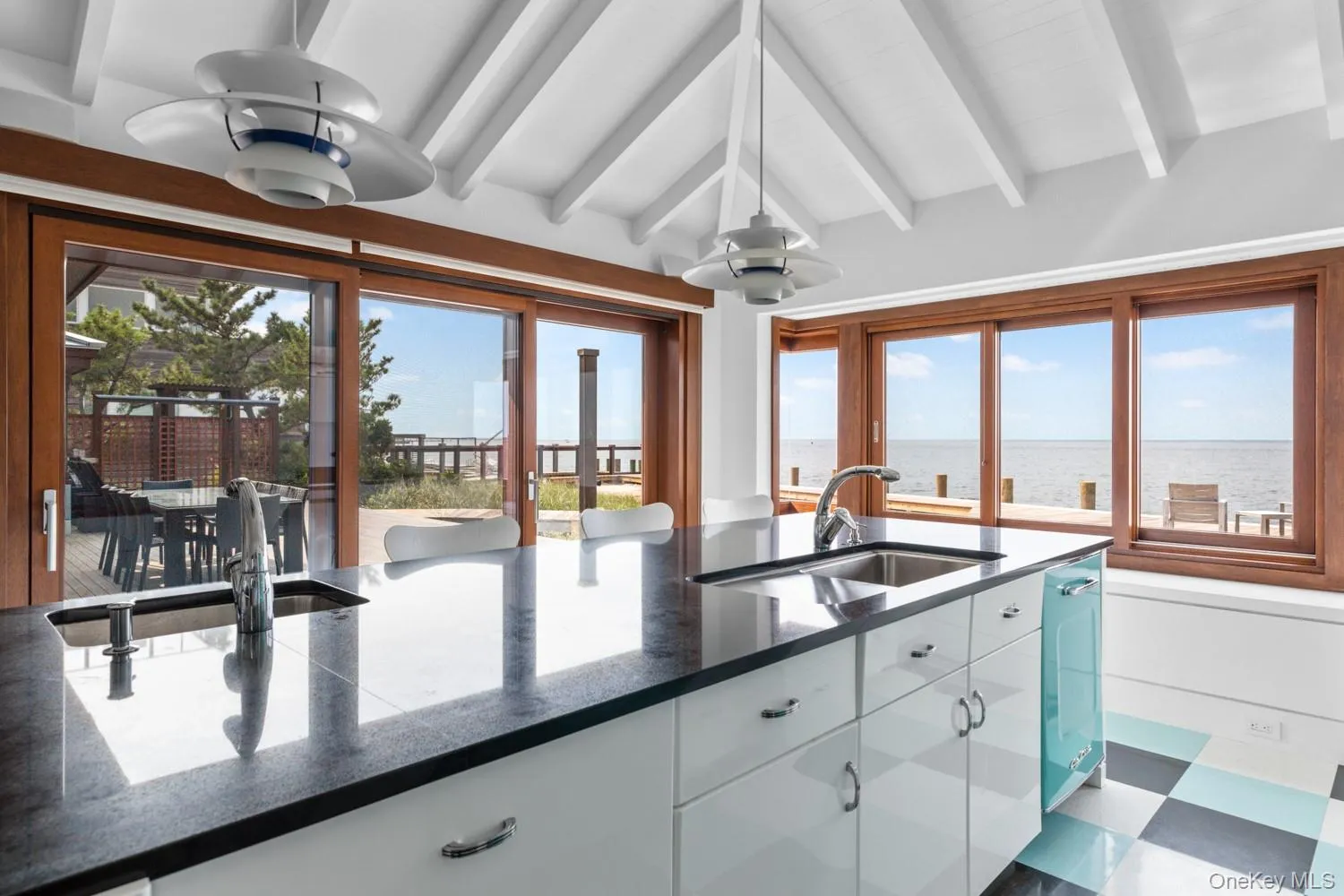19 Bayview Walk, Islip, NY, 5 Bedrooms Bedrooms, 8 Rooms Rooms,3 BathroomsBathrooms,Residential Lease,For Rent,Bayview,0,999415 19 Bayview Walk, Islip, NY, 5 Bedrooms Bedrooms, 8 Rooms Rooms,3 BathroomsBathrooms,Residential Lease,For Rent,Bayview,0,999415