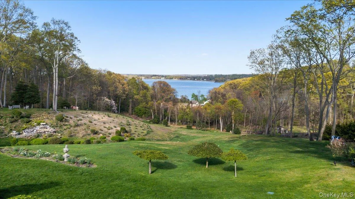 233 Cleft Road, Oyster Bay, NY, 4 Bedrooms Bedrooms, 14 Rooms Rooms,4 BathroomsBathrooms,Residential Sale,For Rent,Cleft,0,999427 233 Cleft Road, Oyster Bay, NY, 4 Bedrooms Bedrooms, 14 Rooms Rooms,4 BathroomsBathrooms,Residential Sale,For Rent,Cleft,0,999427