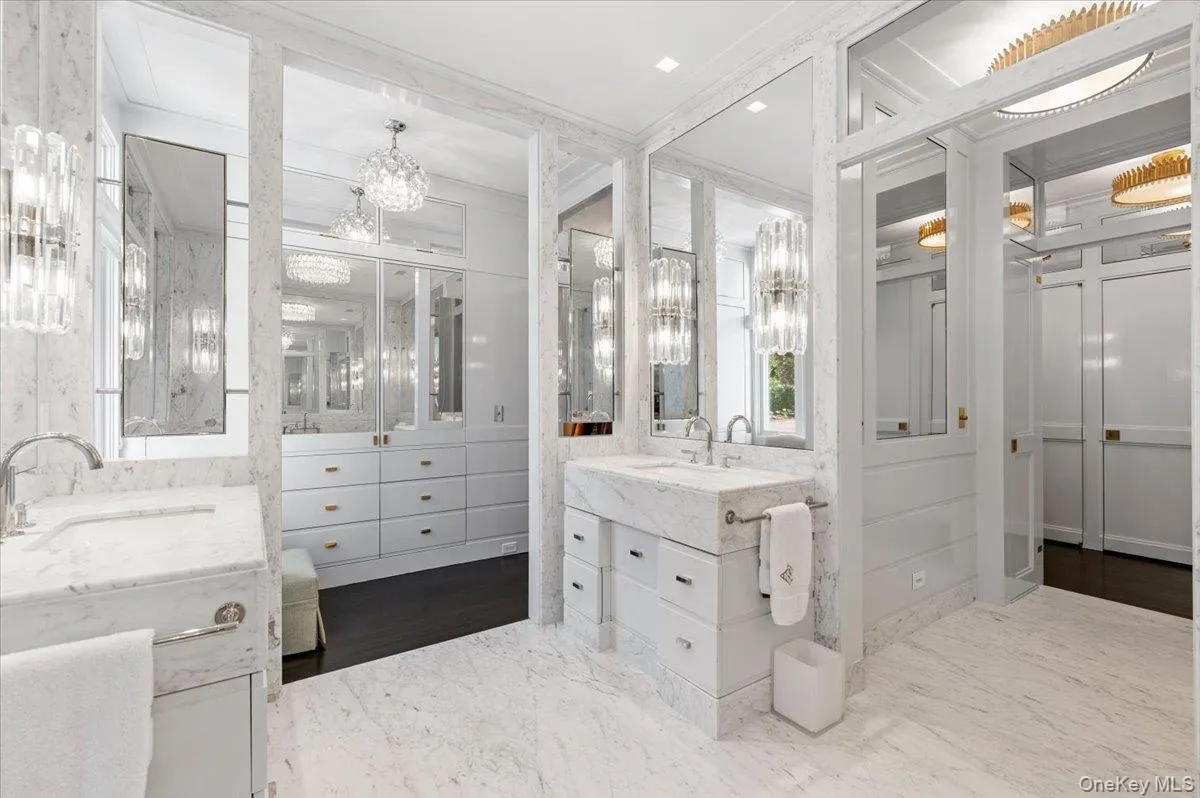 233 Cleft Road, Oyster Bay, NY, 4 Bedrooms Bedrooms, 14 Rooms Rooms,4 BathroomsBathrooms,Residential Sale,For Rent,Cleft,0,999427 233 Cleft Road, Oyster Bay, NY, 4 Bedrooms Bedrooms, 14 Rooms Rooms,4 BathroomsBathrooms,Residential Sale,For Rent,Cleft,0,999427