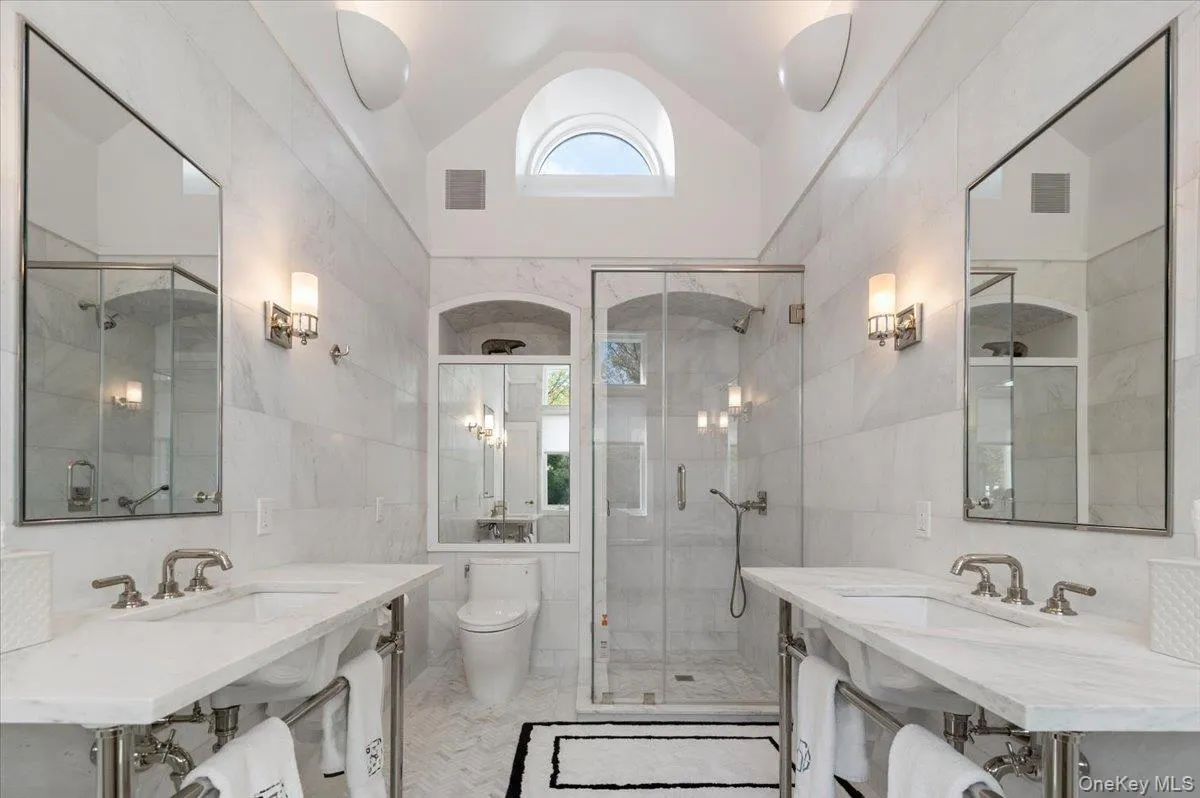233 Cleft Road, Oyster Bay, NY, 4 Bedrooms Bedrooms, 14 Rooms Rooms,4 BathroomsBathrooms,Residential Sale,For Rent,Cleft,0,999427 233 Cleft Road, Oyster Bay, NY, 4 Bedrooms Bedrooms, 14 Rooms Rooms,4 BathroomsBathrooms,Residential Sale,For Rent,Cleft,0,999427