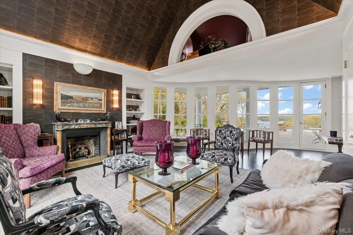 233 Cleft Road, Oyster Bay, NY, 4 Bedrooms Bedrooms, 14 Rooms Rooms,4 BathroomsBathrooms,Residential Sale,For Rent,Cleft,0,999427 233 Cleft Road, Oyster Bay, NY, 4 Bedrooms Bedrooms, 14 Rooms Rooms,4 BathroomsBathrooms,Residential Sale,For Rent,Cleft,0,999427