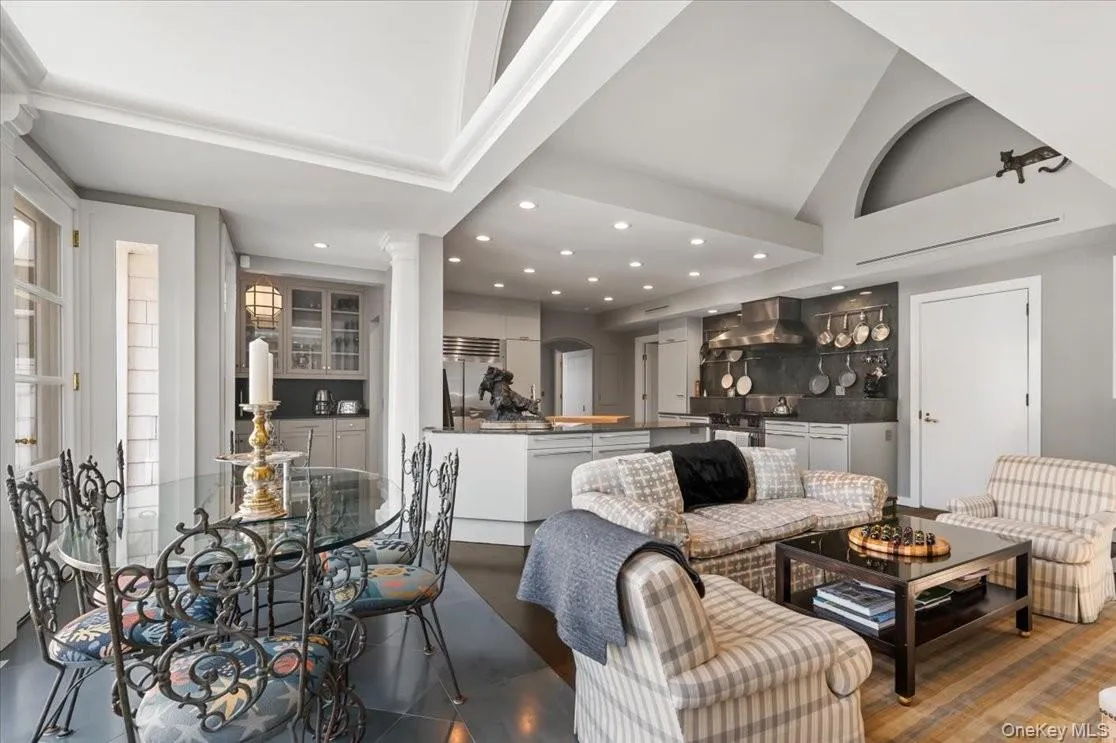 233 Cleft Road, Oyster Bay, NY, 4 Bedrooms Bedrooms, 14 Rooms Rooms,4 BathroomsBathrooms,Residential Sale,For Rent,Cleft,0,999427 233 Cleft Road, Oyster Bay, NY, 4 Bedrooms Bedrooms, 14 Rooms Rooms,4 BathroomsBathrooms,Residential Sale,For Rent,Cleft,0,999427