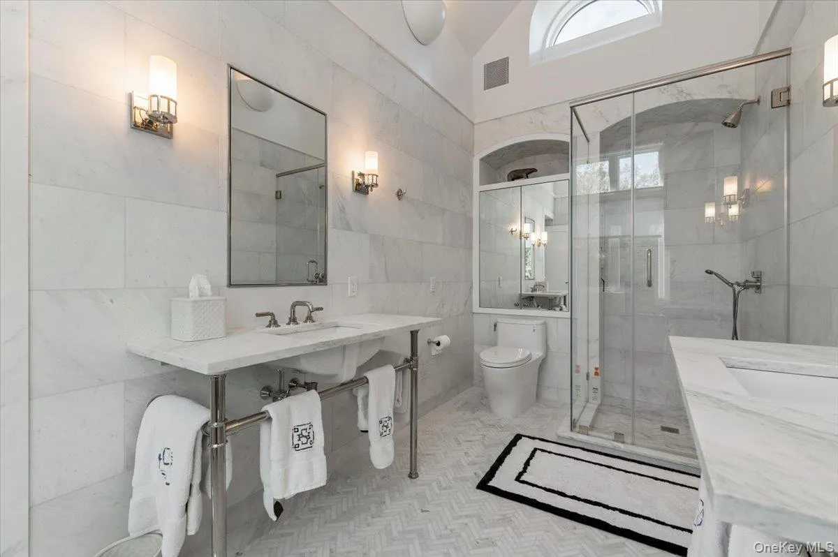 233 Cleft Road, Oyster Bay, NY, 4 Bedrooms Bedrooms, 14 Rooms Rooms,4 BathroomsBathrooms,Residential Sale,For Rent,Cleft,0,999427 233 Cleft Road, Oyster Bay, NY, 4 Bedrooms Bedrooms, 14 Rooms Rooms,4 BathroomsBathrooms,Residential Sale,For Rent,Cleft,0,999427