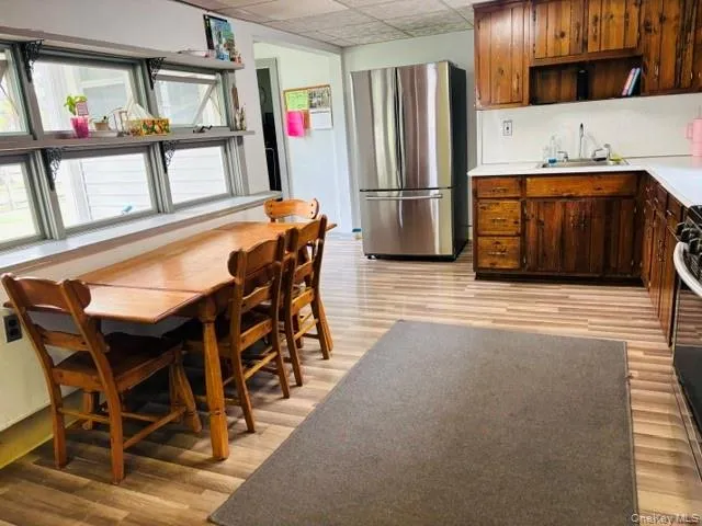7786 Main Street, Pine Plains, NY, 4 Bedrooms Bedrooms, 9 Rooms Rooms,1 BathroomBathrooms,Residential,For Rent,Main,0,999436 7786 Main Street, Pine Plains, NY, 4 Bedrooms Bedrooms, 9 Rooms Rooms,1 BathroomBathrooms,Residential,For Rent,Main,0,999436