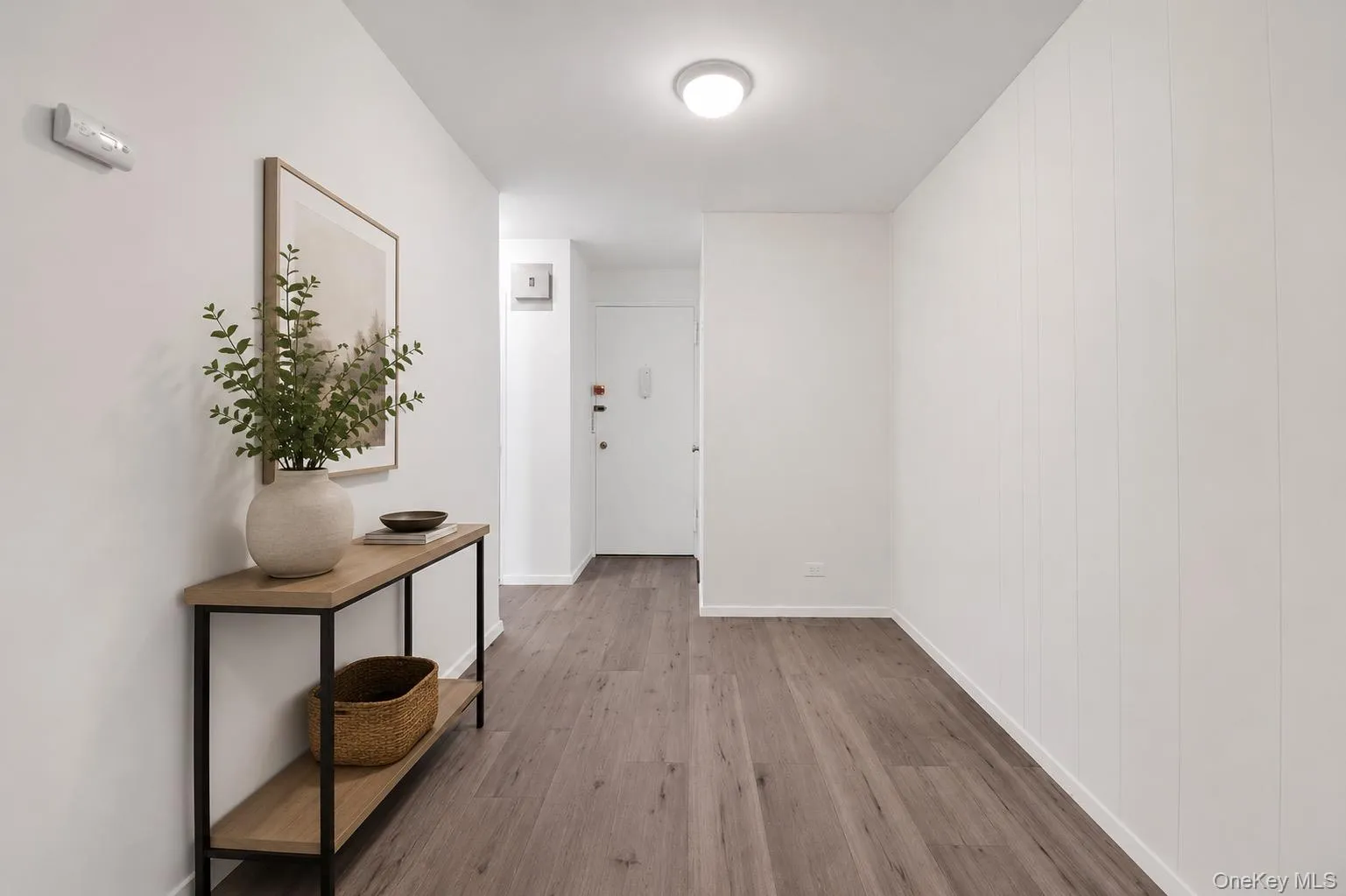 Entryway has been virtually staged Entryway has been virtually staged