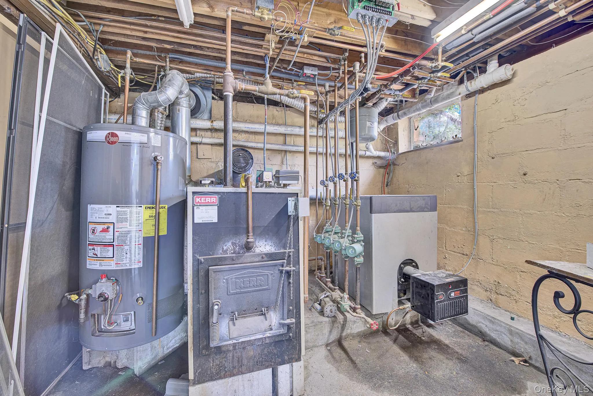 77 Coleman Road, Brookhaven, NY, 2 Bedrooms Bedrooms, 5 Rooms Rooms,2 BathroomsBathrooms,Residential,For Rent,Coleman,0,999445 77 Coleman Road, Brookhaven, NY, 2 Bedrooms Bedrooms, 5 Rooms Rooms,2 BathroomsBathrooms,Residential,For Rent,Coleman,0,999445