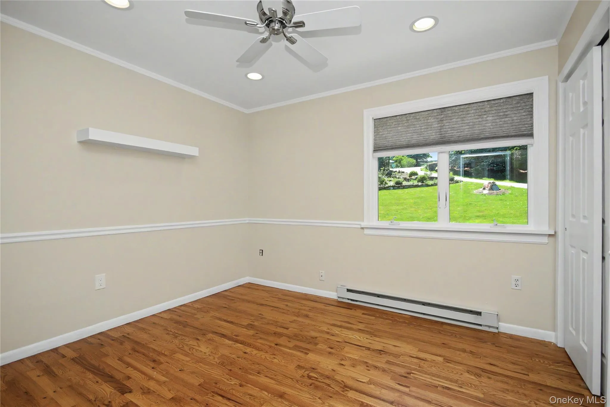 Hardwood Floors, Recessed Lighting, Ceiling Fan Hardwood Floors, Recessed Lighting, Ceiling Fan