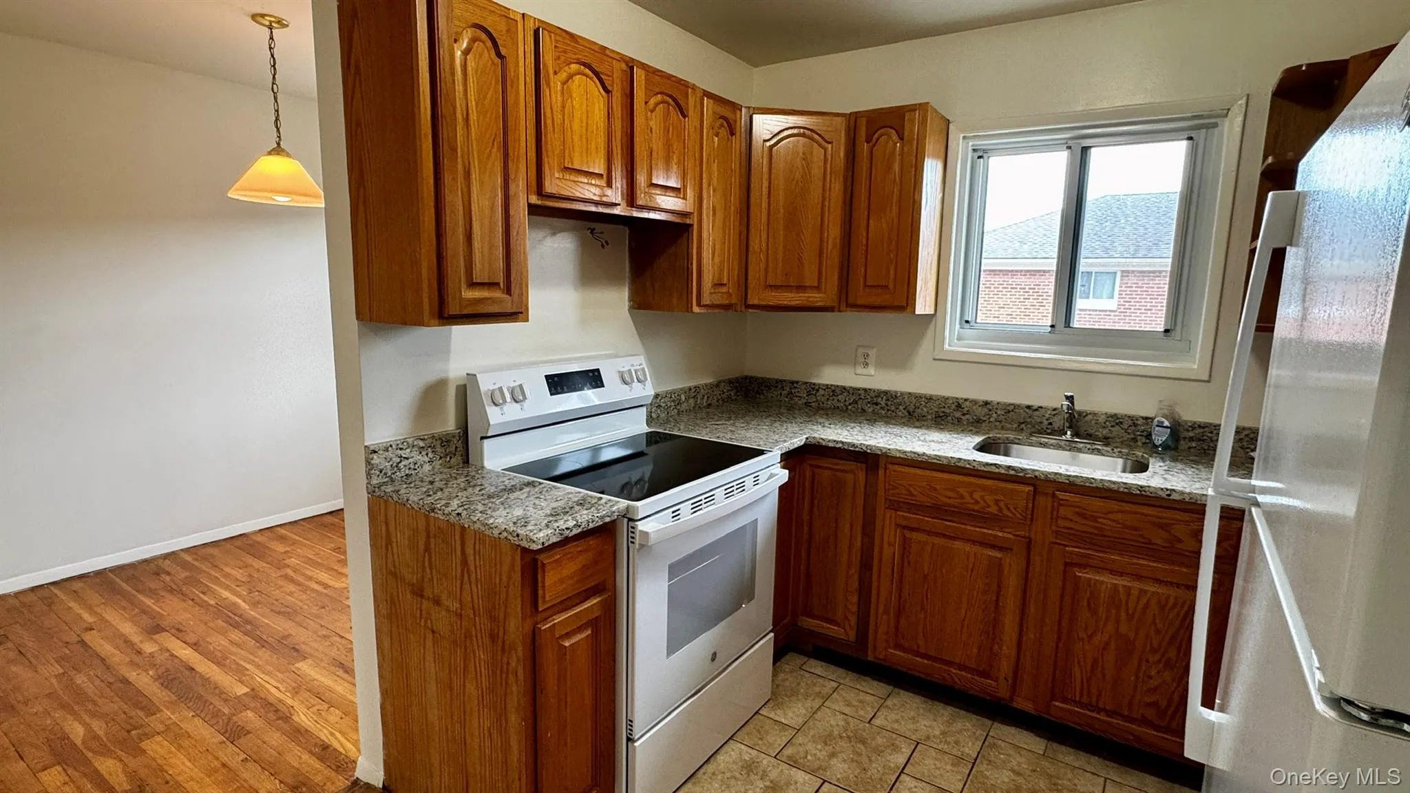 60 Hiddink Street, Islip, NY, 2 Bedrooms Bedrooms, 5 Rooms Rooms,1 BathroomBathrooms,Residential Lease,For Rent,Hiddink,0,999449 60 Hiddink Street, Islip, NY, 2 Bedrooms Bedrooms, 5 Rooms Rooms,1 BathroomBathrooms,Residential Lease,For Rent,Hiddink,0,999449
