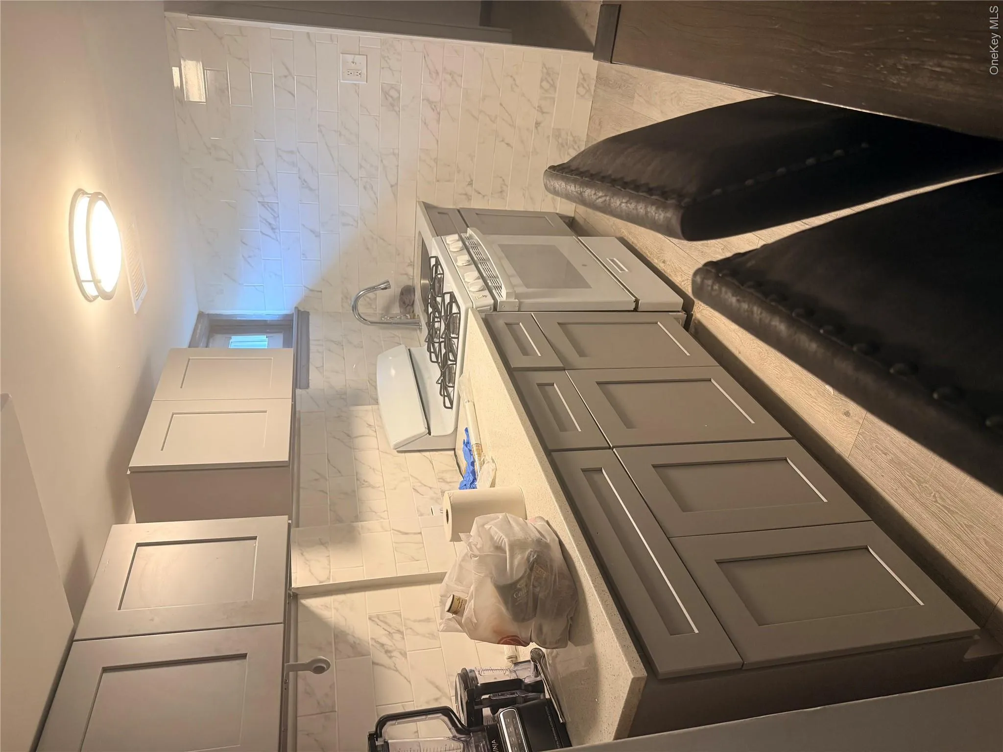 22518 CONDUIT Avenue, New York, NY, 3 Bedrooms Bedrooms, 5 Rooms Rooms,2 BathroomsBathrooms,Residential Sale,For Rent,CONDUIT,0,999462 22518 CONDUIT Avenue, New York, NY, 3 Bedrooms Bedrooms, 5 Rooms Rooms,2 BathroomsBathrooms,Residential Sale,For Rent,CONDUIT,0,999462
