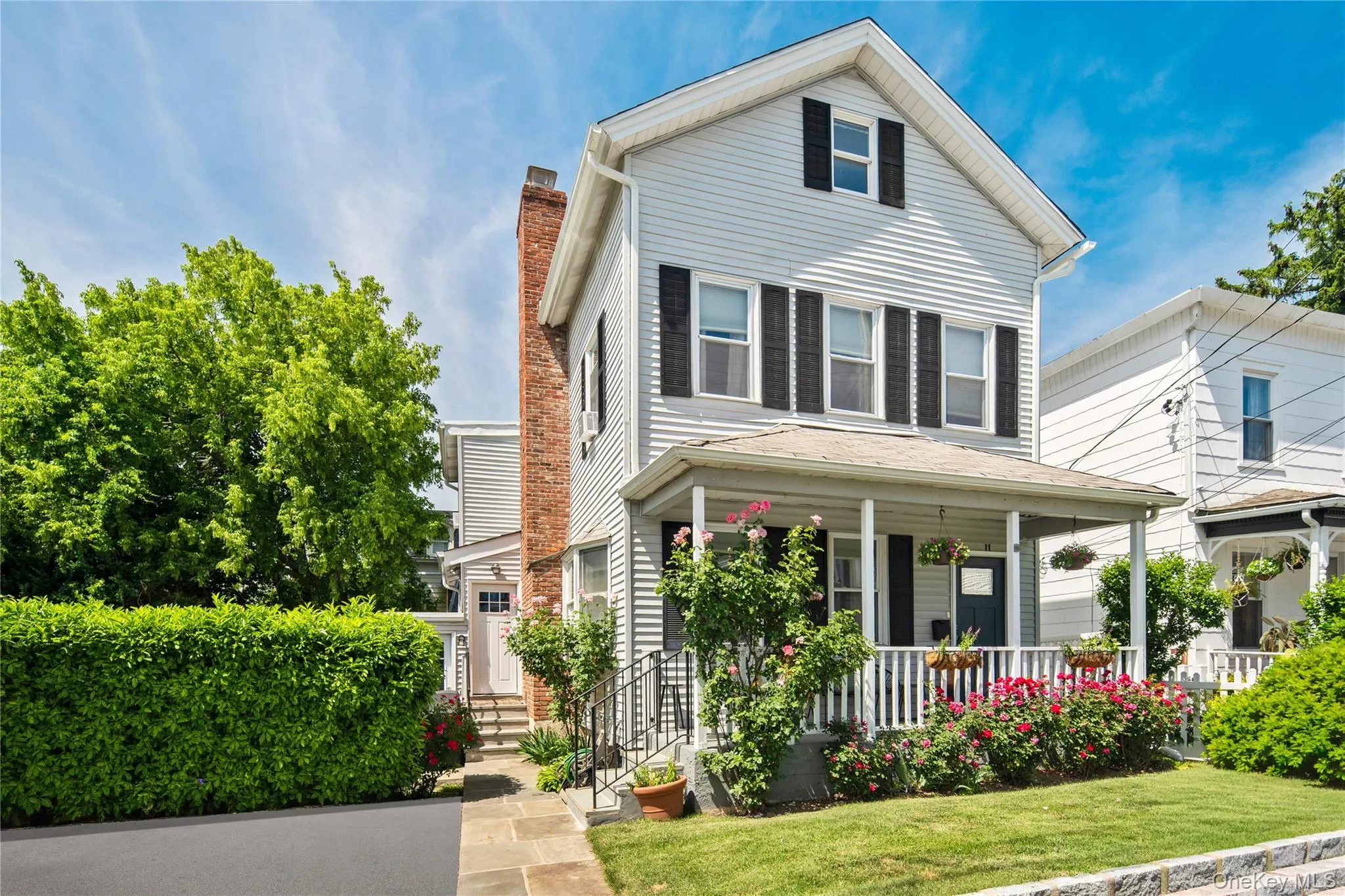 11 Devoe Street, Greenburgh, NY, 3 Bedrooms Bedrooms, 8 Rooms Rooms,3 BathroomsBathrooms,Residential,For Rent,Devoe,0,999464 11 Devoe Street, Greenburgh, NY, 3 Bedrooms Bedrooms, 8 Rooms Rooms,3 BathroomsBathrooms,Residential,For Rent,Devoe,0,999464