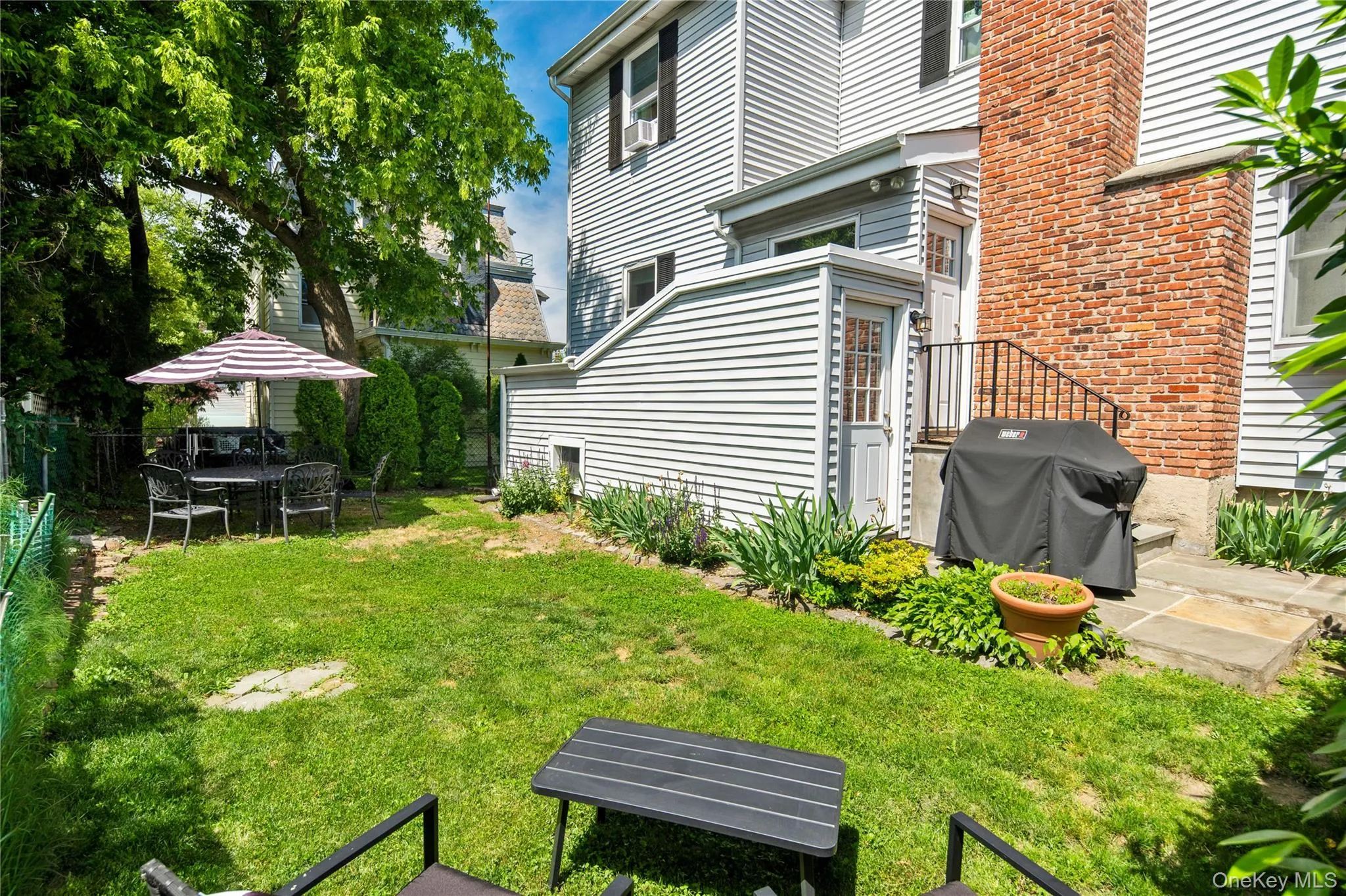 11 Devoe Street, Greenburgh, NY, 3 Bedrooms Bedrooms, 8 Rooms Rooms,3 BathroomsBathrooms,Residential,For Rent,Devoe,0,999464 11 Devoe Street, Greenburgh, NY, 3 Bedrooms Bedrooms, 8 Rooms Rooms,3 BathroomsBathrooms,Residential,For Rent,Devoe,0,999464