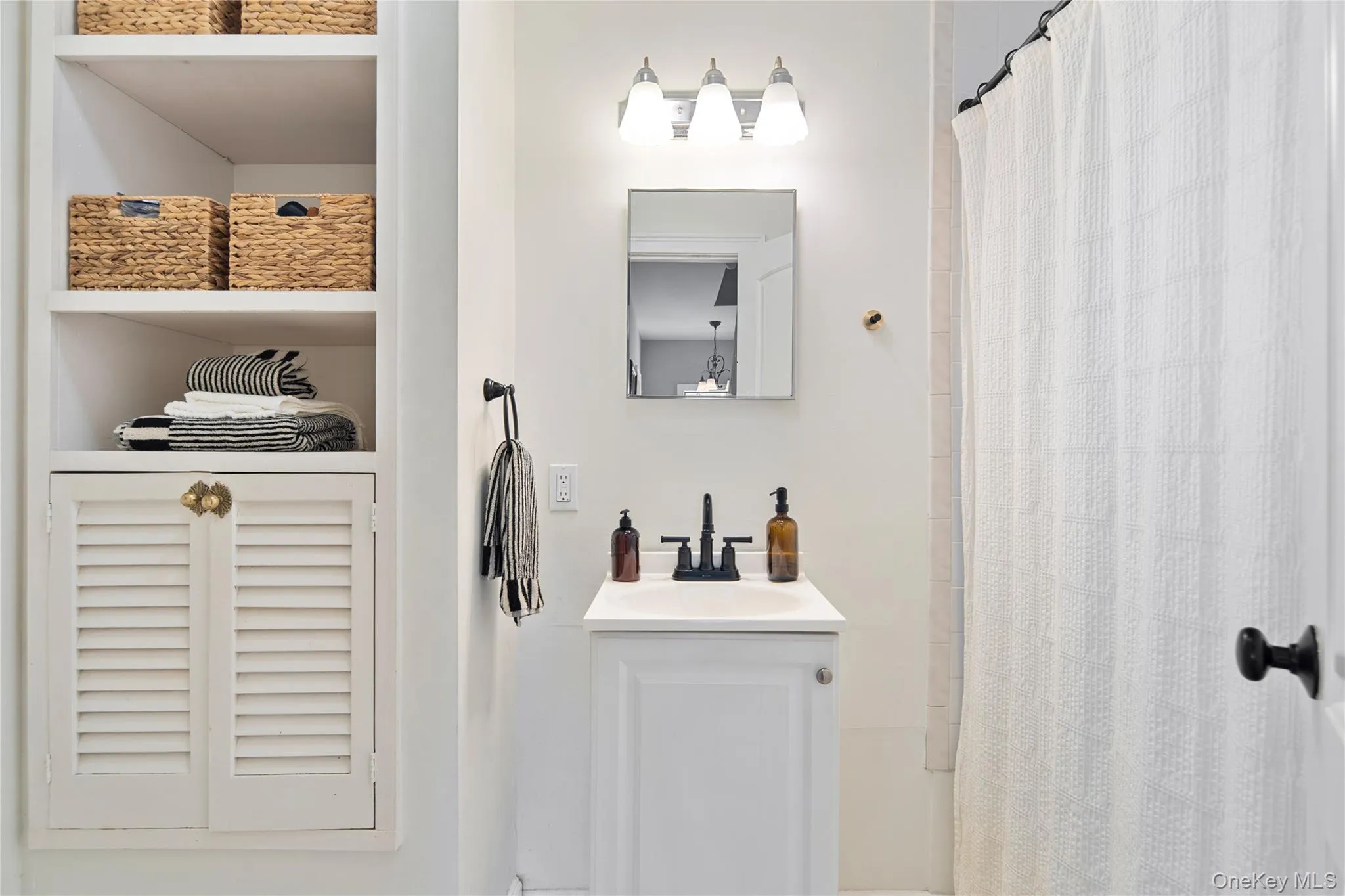 1st floor full bathroom 1st floor full bathroom