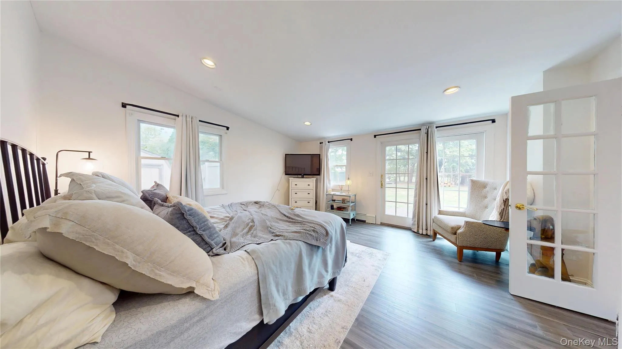 30 Sarina Drive, Huntington, NY, 4 Bedrooms Bedrooms, 12 Rooms Rooms,3 BathroomsBathrooms,Residential,For Rent,Sarina,0,999466 30 Sarina Drive, Huntington, NY, 4 Bedrooms Bedrooms, 12 Rooms Rooms,3 BathroomsBathrooms,Residential,For Rent,Sarina,0,999466